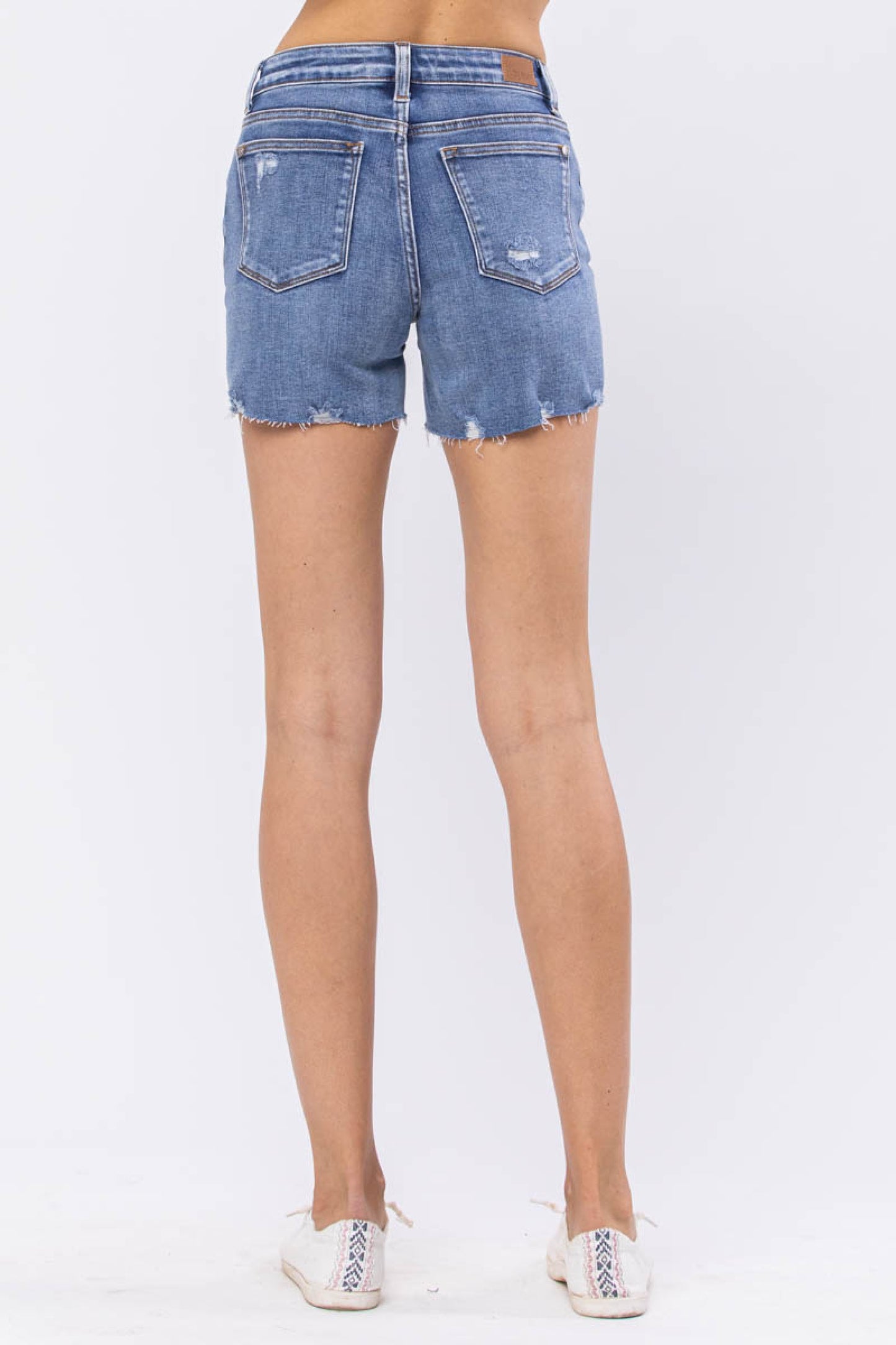 JUDY BLUE LACE PATCH DESTROY SHORTS - MEDIUM STONE