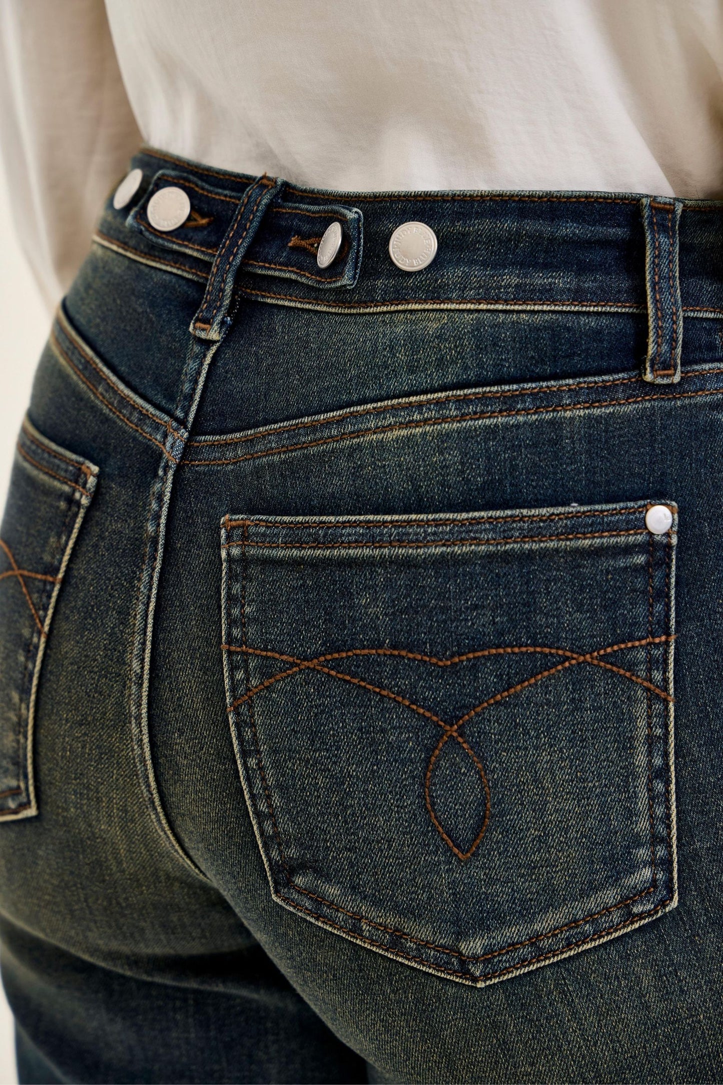 JUDY BLUE HIGH WAIST LUX RETRO WIDE ADJUSTABLE BACK WHISKEY NIGHT JEANS - DARK STONE
