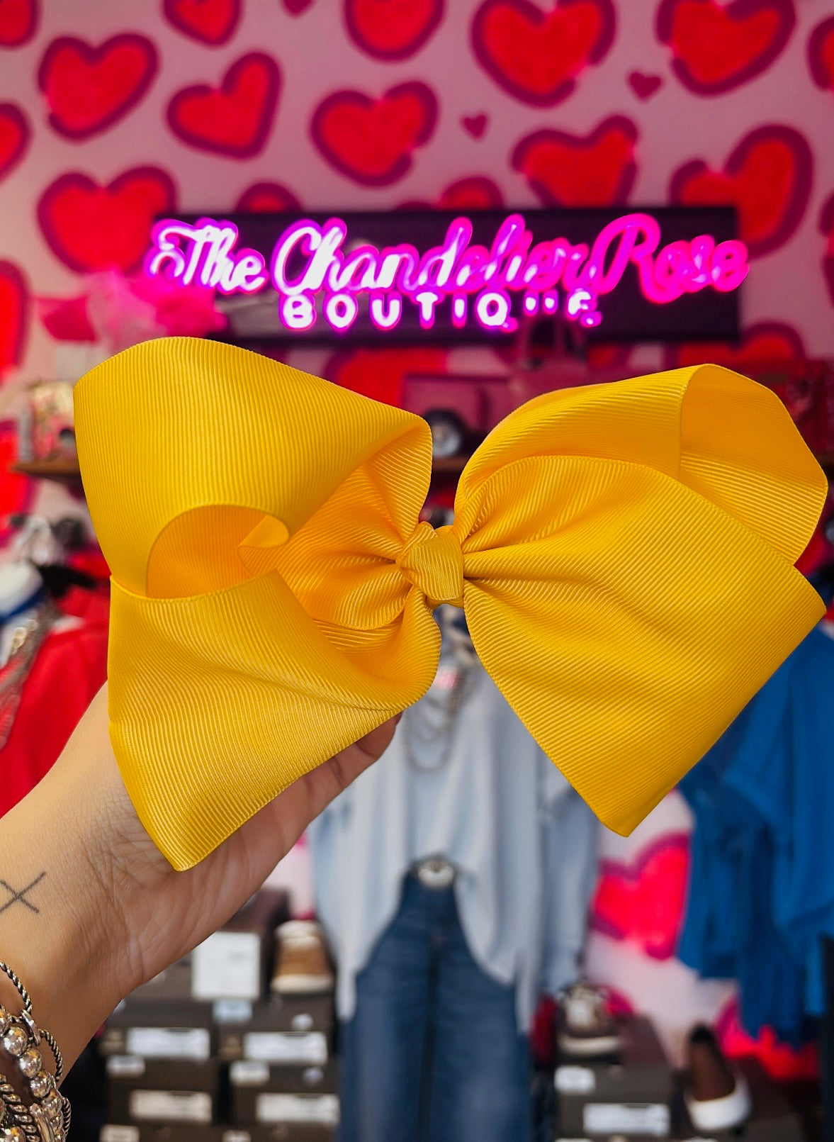 MUSTARD 8 INCH HAIR BOWS