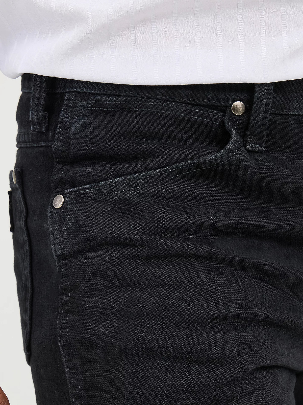 MEN'S WRANGLER COWBOY CUT® SILVER EDITION SLIM FIT JEAN - BLACK
