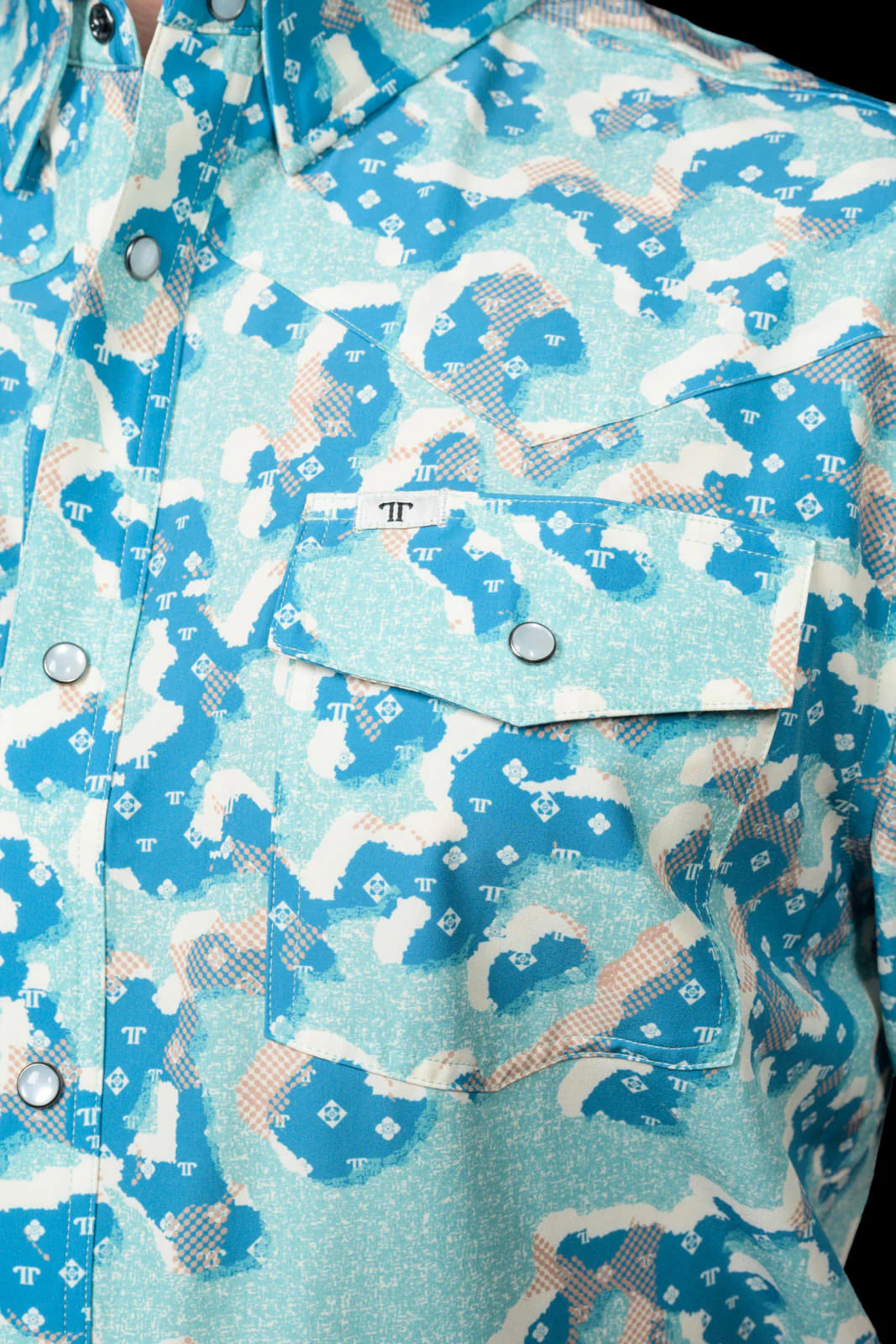 FERRELL MEN'S THE TRAVIS CAMO PEARL SNAP SHORT SLEEVE