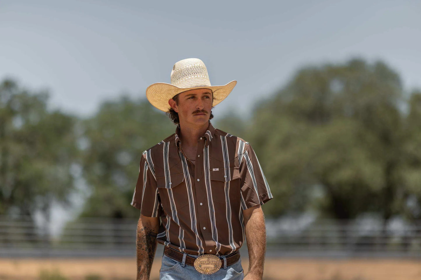 FERRELL MEN'S THE HATFIELD SHORT SLEEVE PEARL SNAP SHIRT IN BROWN