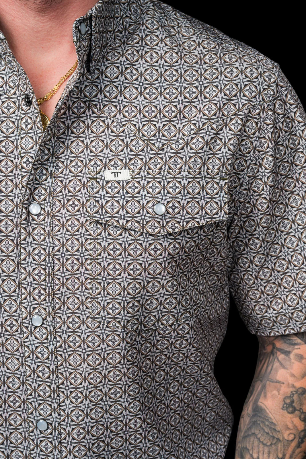 FERRELL MEN'S THE ARCHER SHORT SLEEVE PEARL SNAP SHIRT