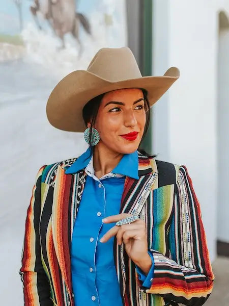 JACQUARD WOVEN SERAPE MULTI CONCHO BUTTON DOWN BLAZER