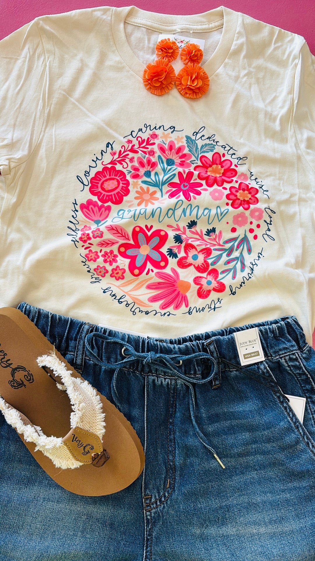 GRANDMA FLORAL TEE - CREAM