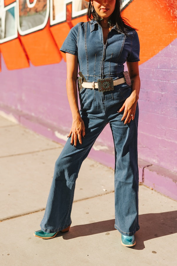 MID WASH STRETCH DENIM ZIP UP SHORT SLEEVE FLARE JUMPSUIT