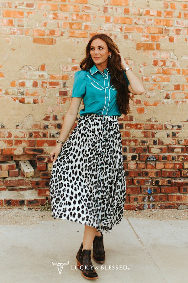 LEOPARD PRINTED BUTTON DOWN YOKE SKIRT W TURQUOISE SNAP BUTTONS
