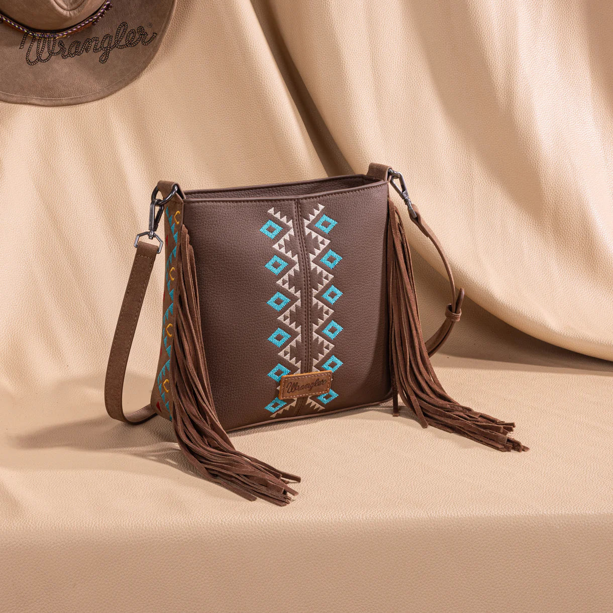 WRANGLER AZTEC EMBROIDERED CROSSBODY BAG - BROWN