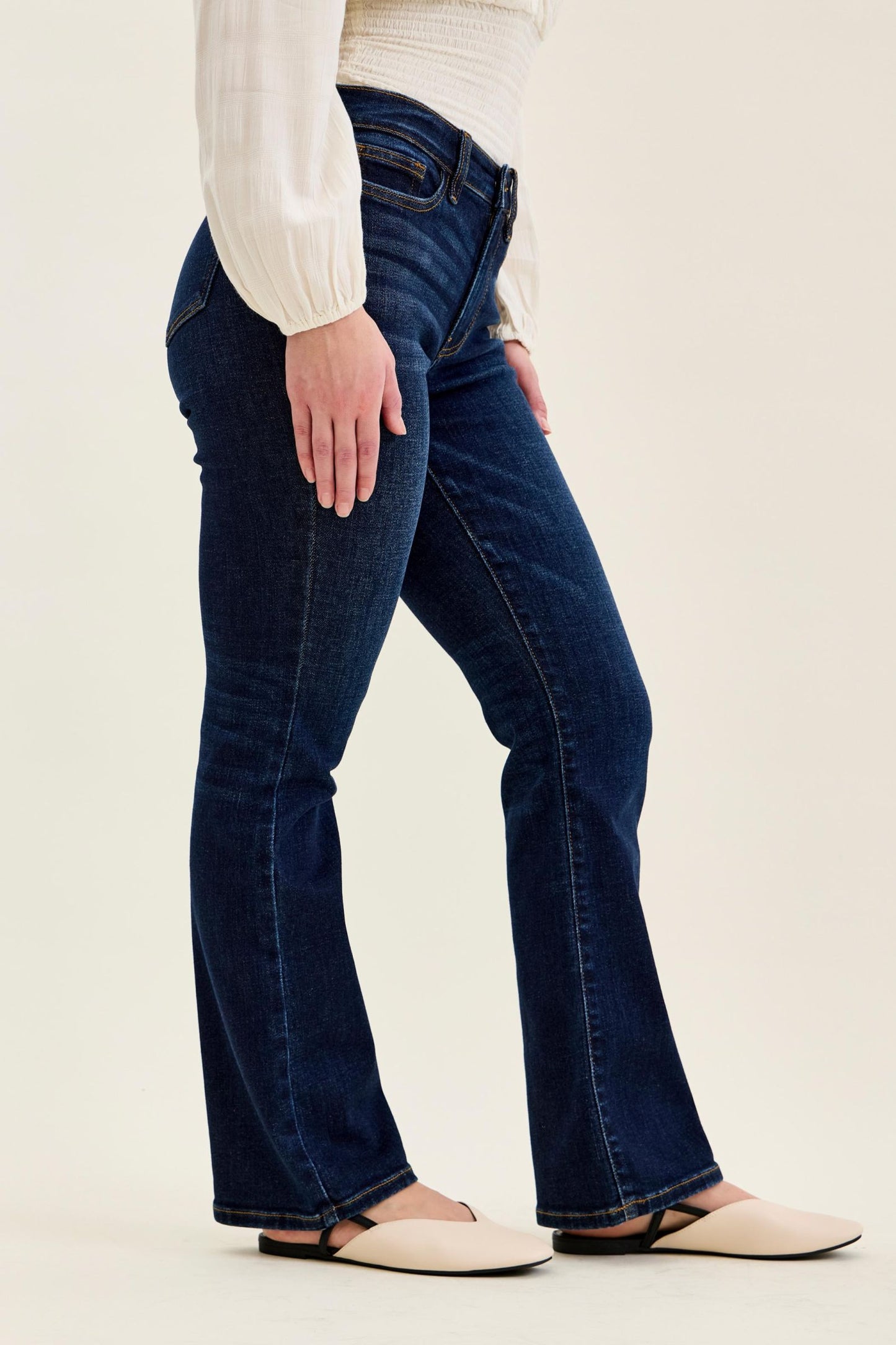 JUDY BLUE MID RISE PETITE DARK WASH BOOTCUT JEAN - DARK STONE