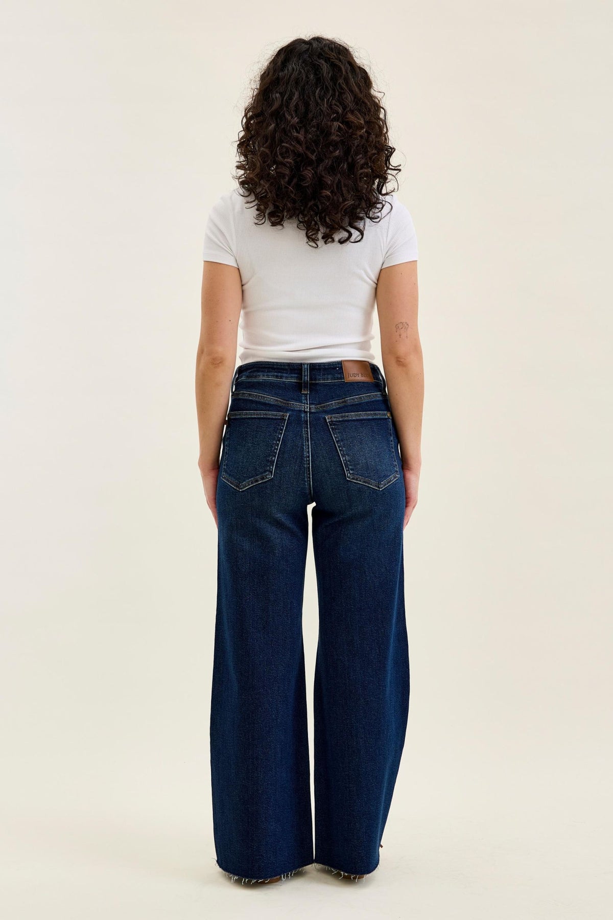 JUDY BLUE HIGH WAIST PETITE RETRO WIDE W ADJUSTABLE WB TABS + RAW HEM - DARK STONE
