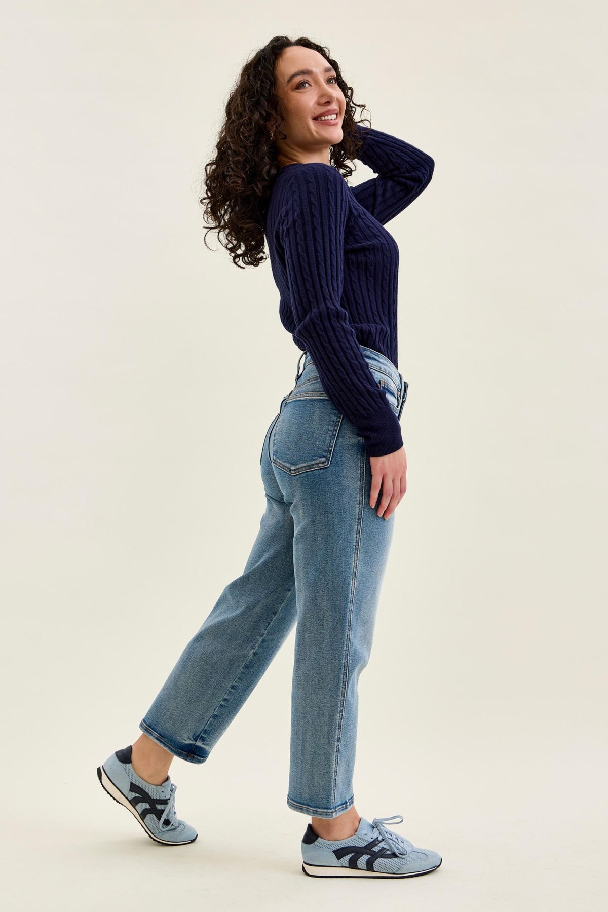 JUDY BLUE HIGH WAIST PETITE TUMMY CONTROL PEGGY ANKLE STRAIGHT JEANS - MEDIUM STONE