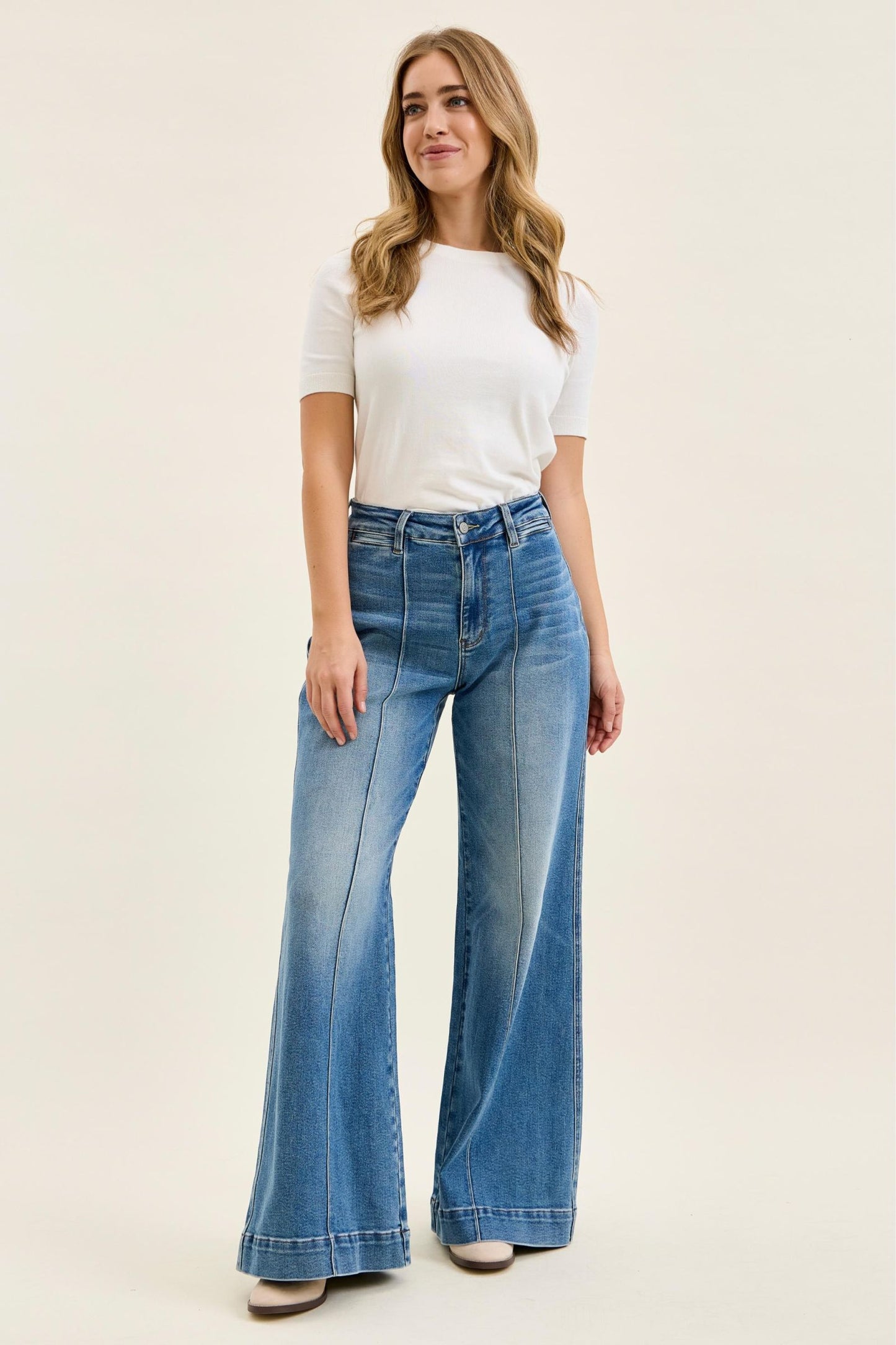 JUDY BLUE HIGH WAIST LIZA PALAZZO SHIELD POCKETS CLASSIC FADE JEANS - REGULAR LENGTH