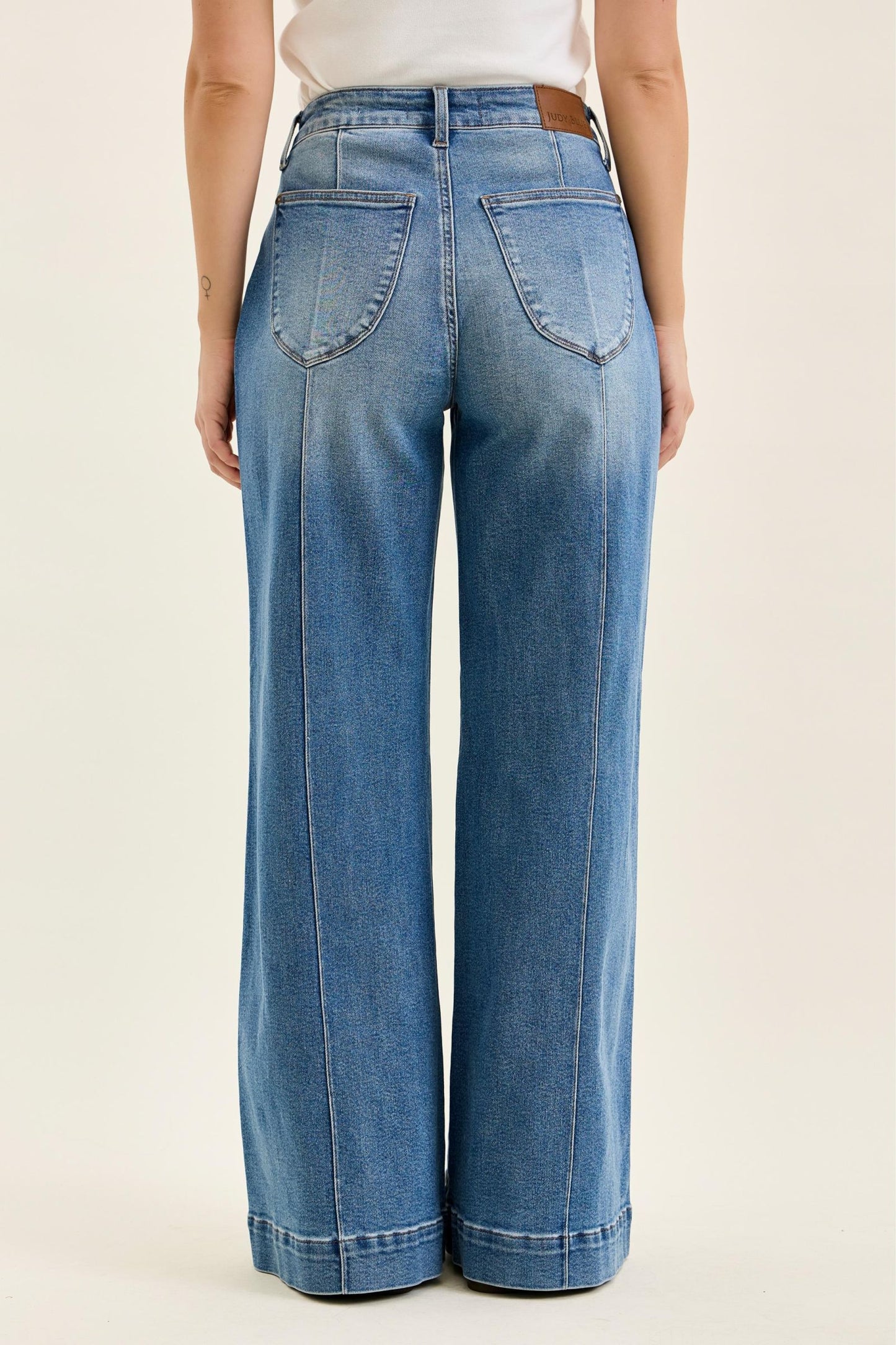 JUDY BLUE HIGH WAIST LIZA PALAZZO SHIELD POCKETS CLASSIC FADE JEANS - REGULAR LENGTH