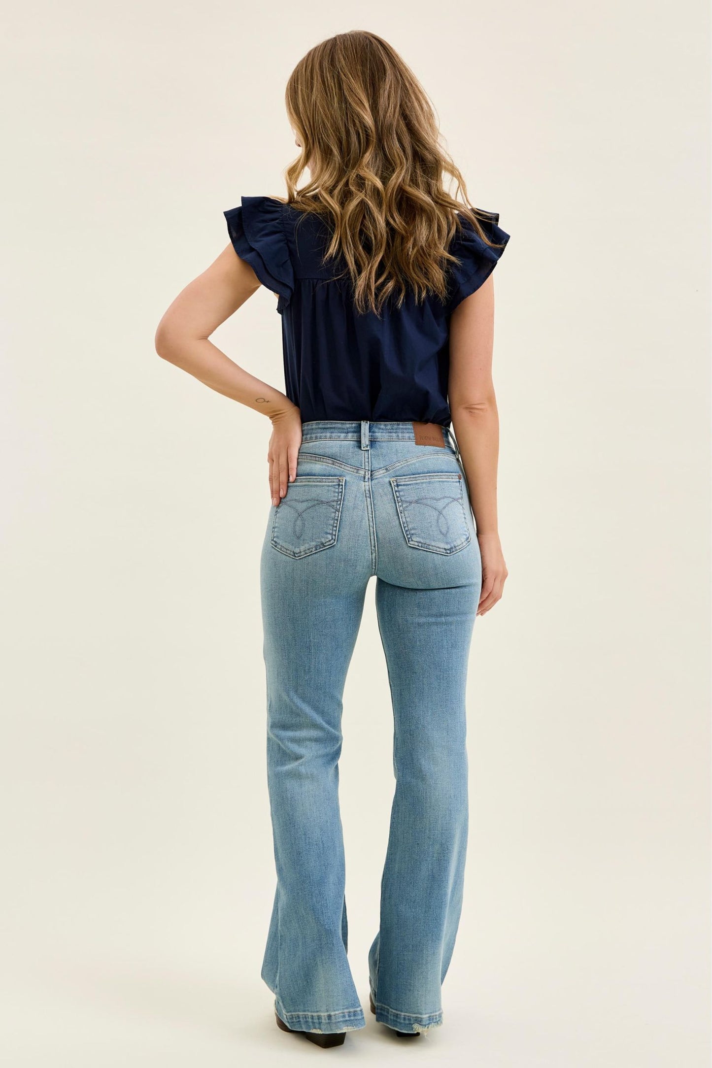 JUDY BLUE MID RISE REGULAR FLARE JEAN - MEDIUM STONE