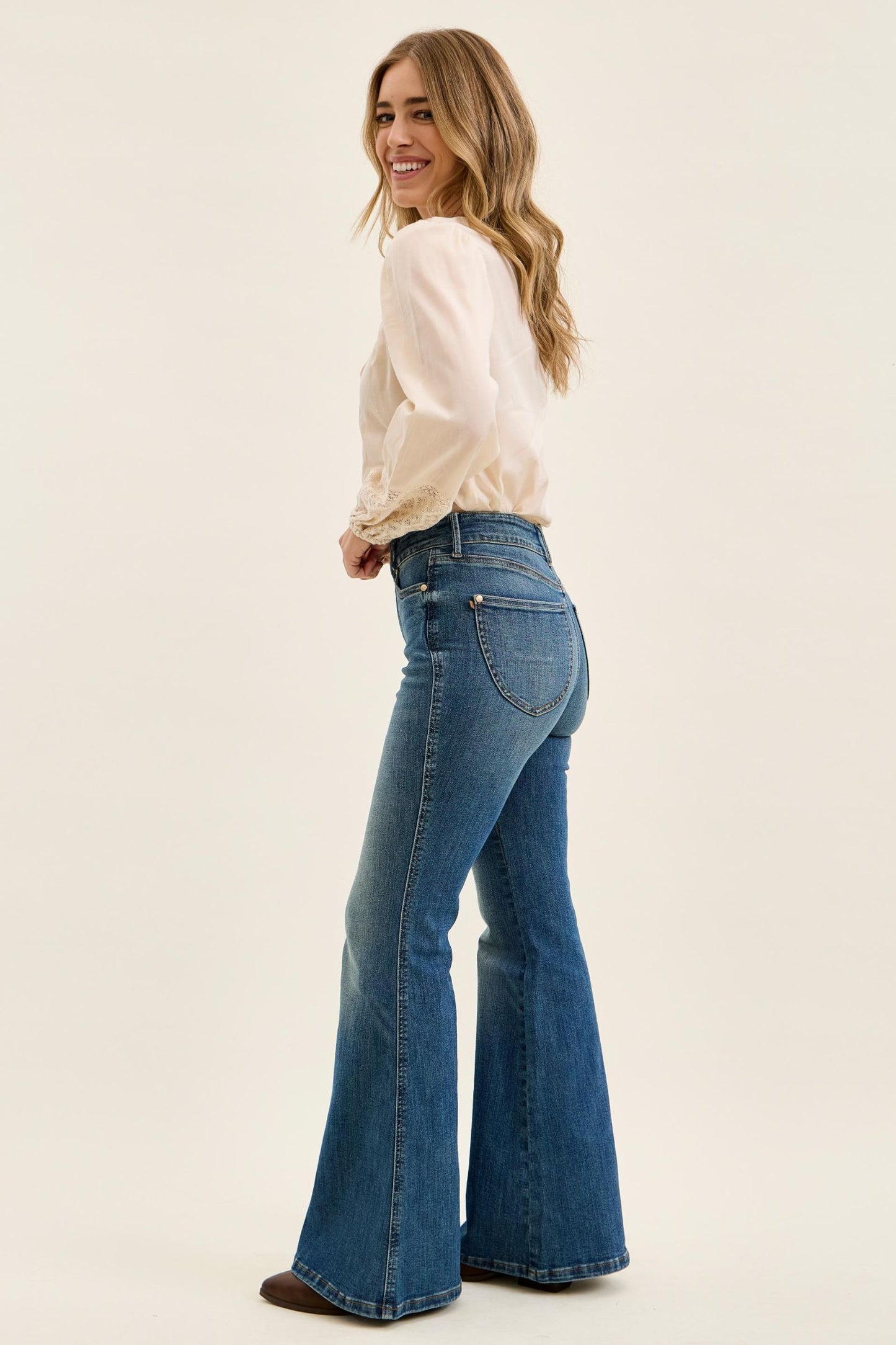 JUDY BLUE HIGH WAIST TUMMY CONTROL JAQUELINE FLARE DOUBLE BUTTON + SHIELDS POCKETS - DARK STONE