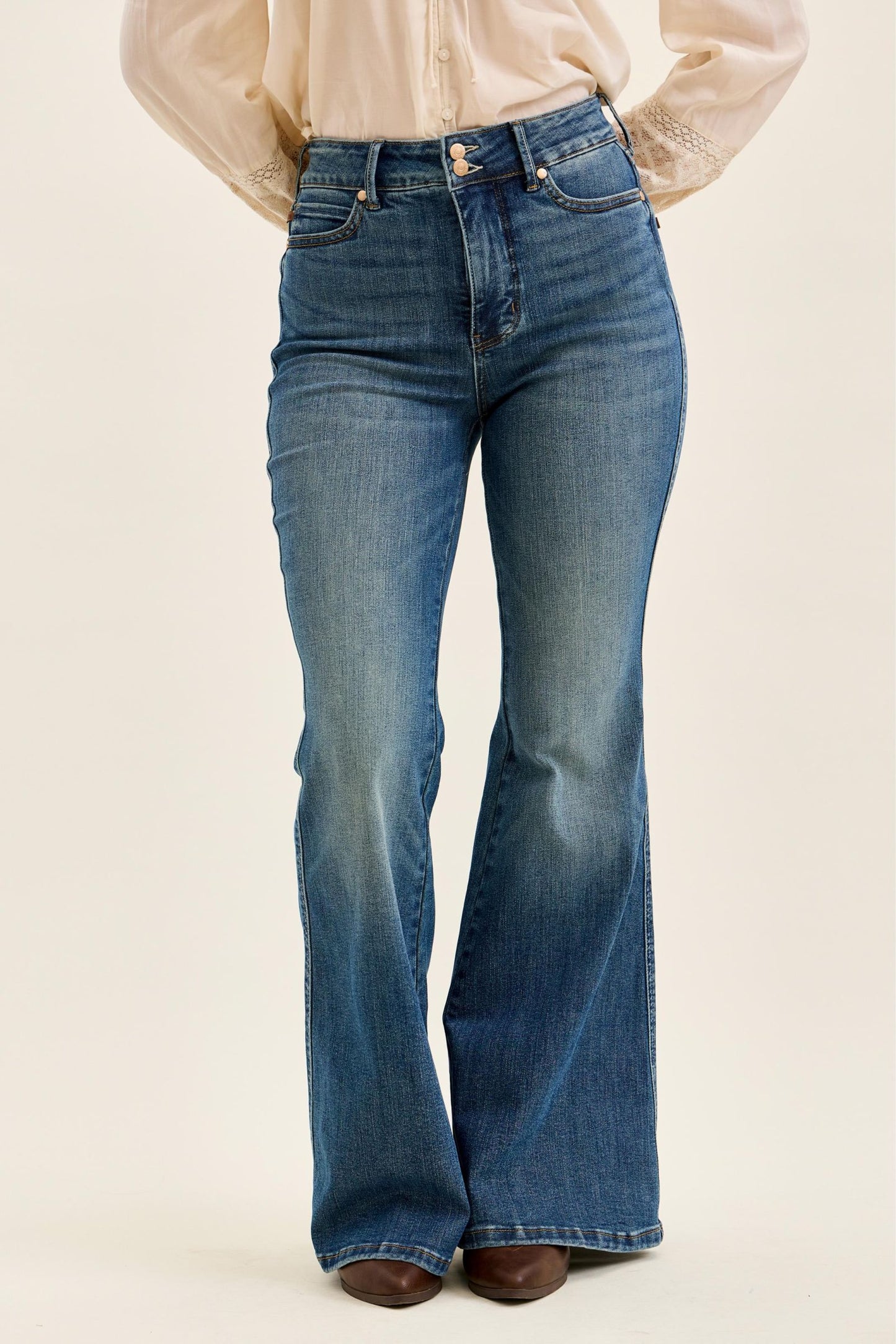 JUDY BLUE HIGH WAIST TUMMY CONTROL JAQUELINE FLARE DOUBLE BUTTON + SHIELDS POCKETS - DARK STONE