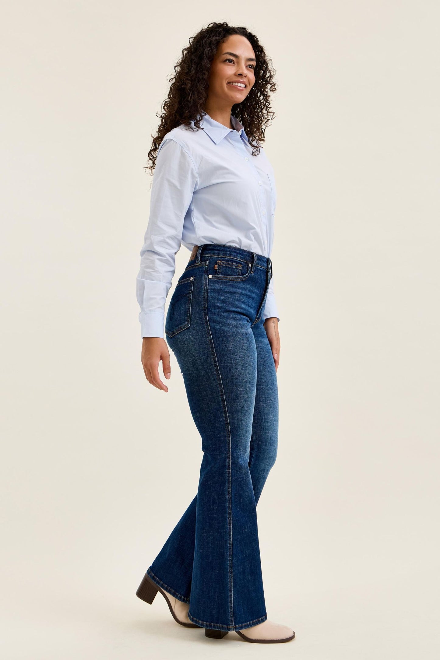 JUDY BLUE HIGH WAIST TUMMY CONTROL CHARLOTTE FLARE JEANS - DARK STONE