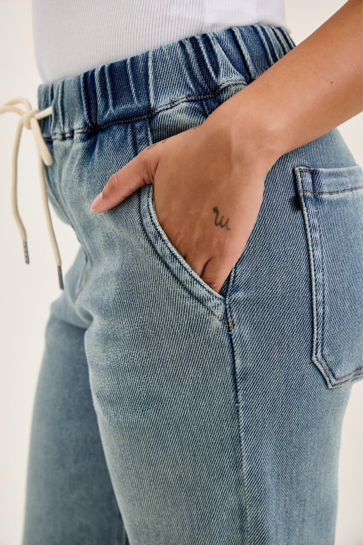JUDY BLUE HIGH WAIST WILHELMINA BAGGY MEDIUM STONE BLUE