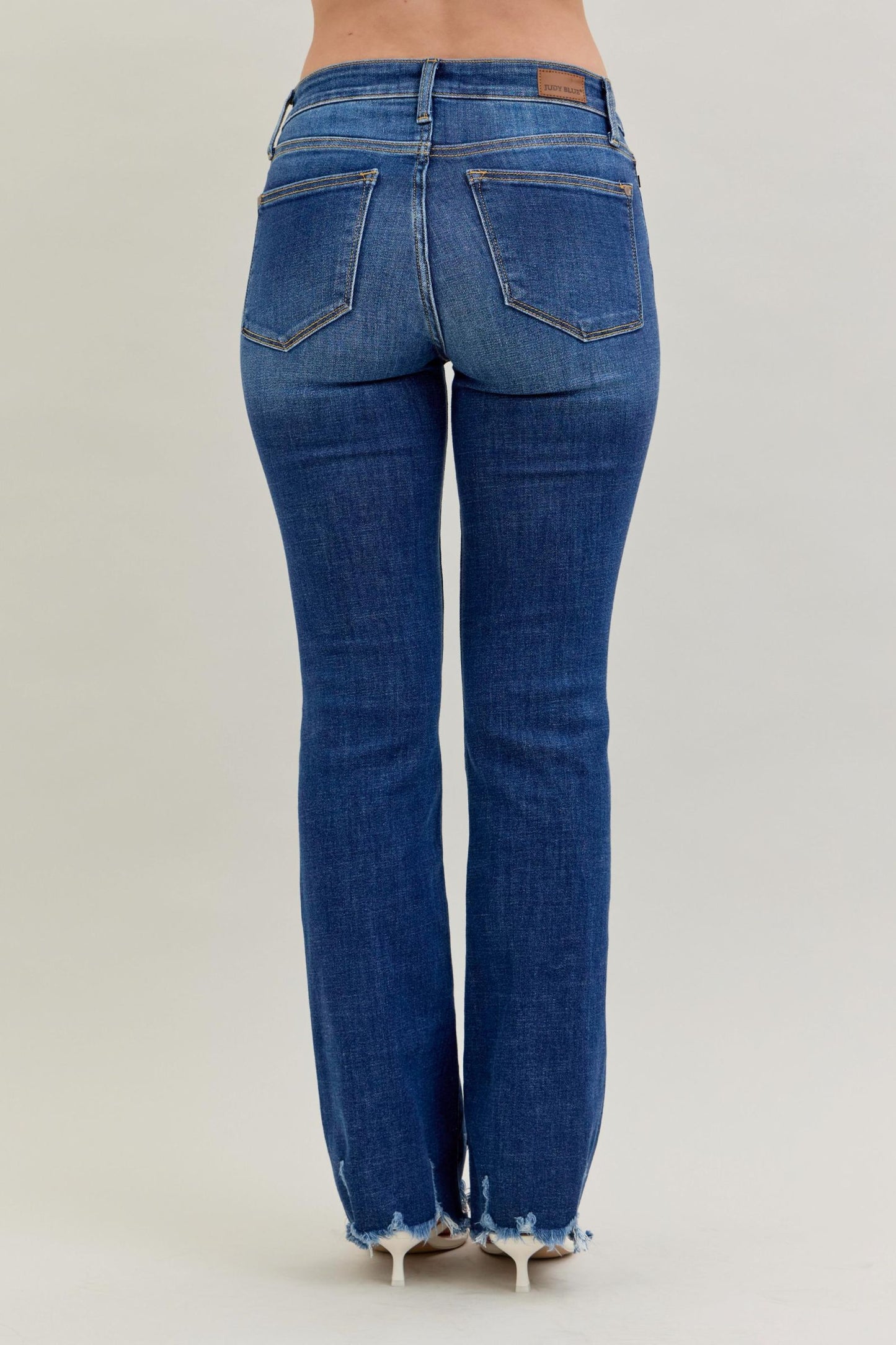 JUDY BLUE MID RISE NON DISTRESSED HEM BOOTCUT JEANS - DARK STONE
