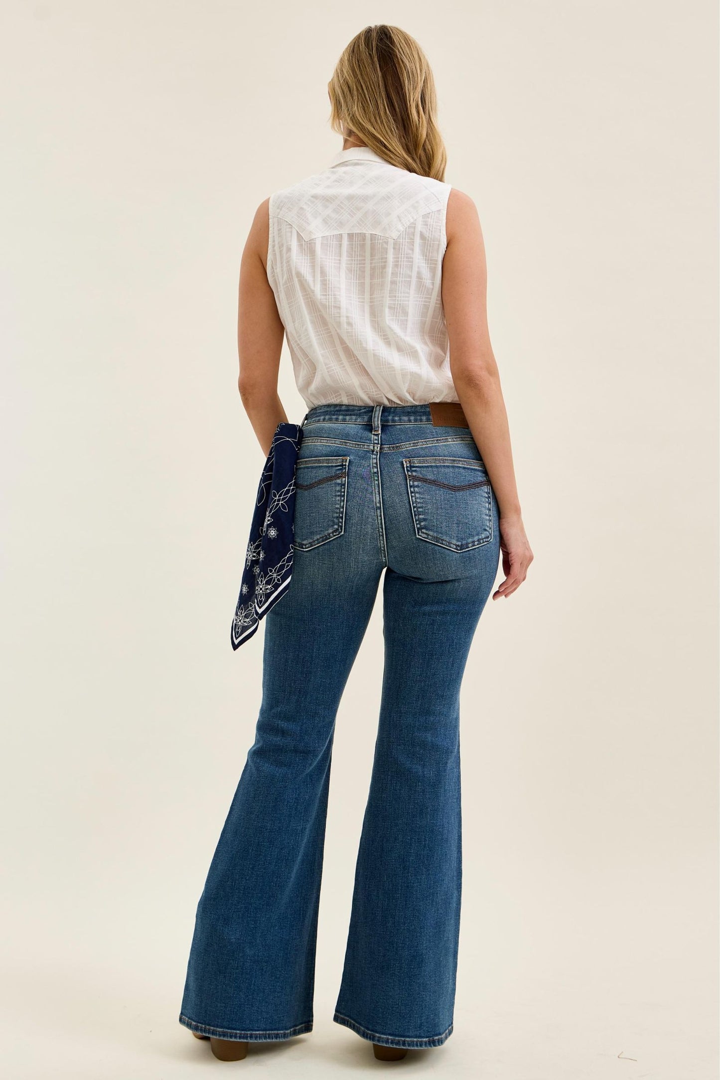 JUDY BLUE MID RISE JAQUELINE FLARE WITH TRIPLE NEED BACK POCKETS + BANDANA LOOP