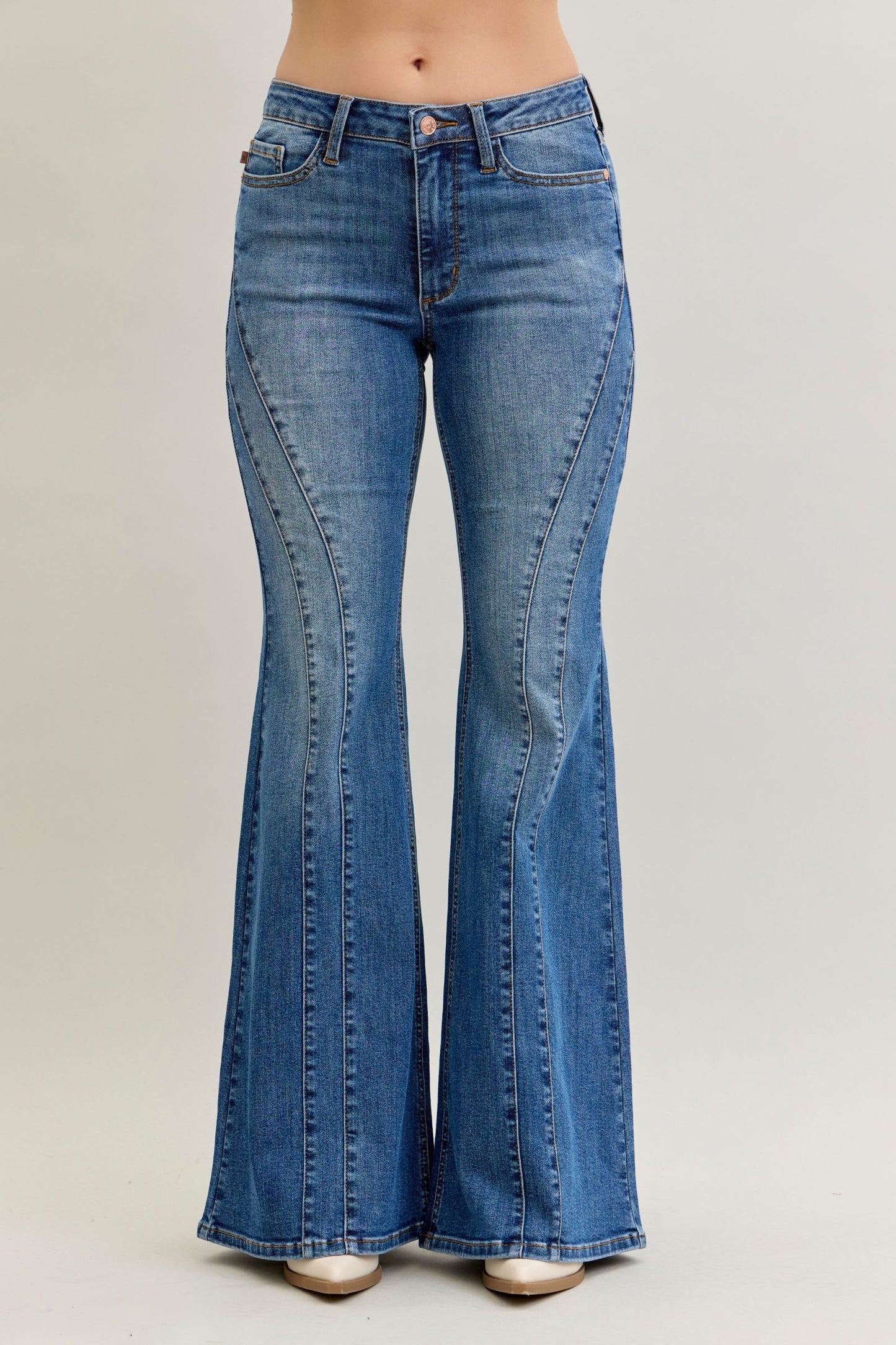 JUDY BLUE MID RISE JACQUELINE NEW FLARE DOUBLE ANGULAR SEAM - MEDIUM STONE