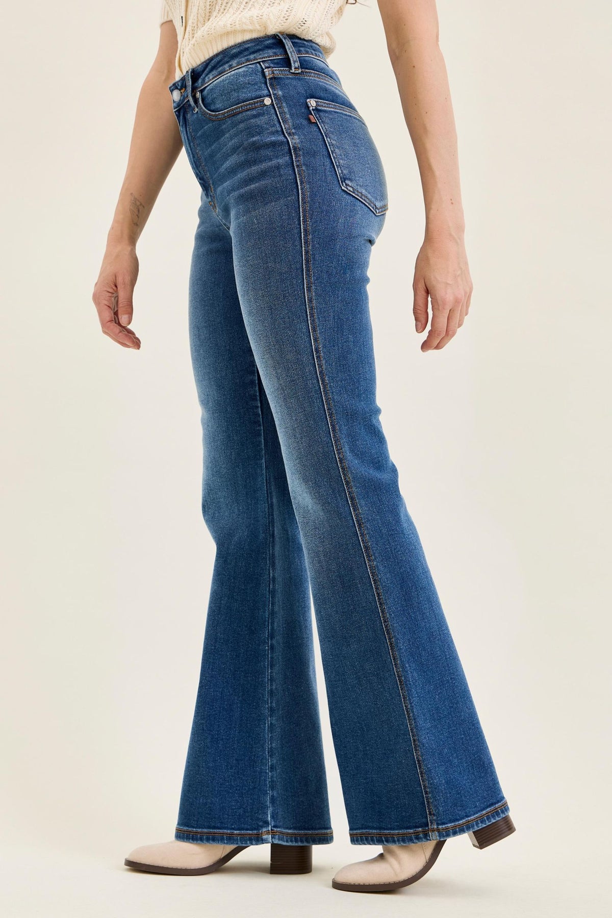 JUDY BLUE HIGH WAIST CHARLOTTE FLARE SOFT TIDE - MEDIUM STONE
