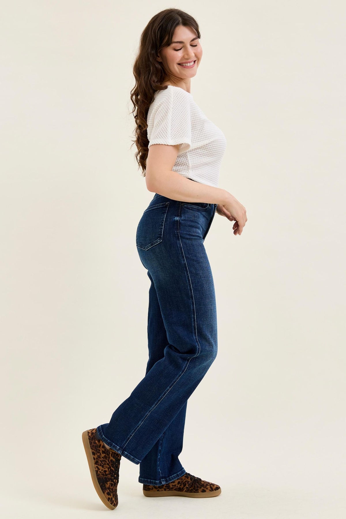 JUDY BLUE HIGH WAIST TUMMY CONTROL KIMBERLY CLASSIC STRAIGHT JEANS - DARK STONE