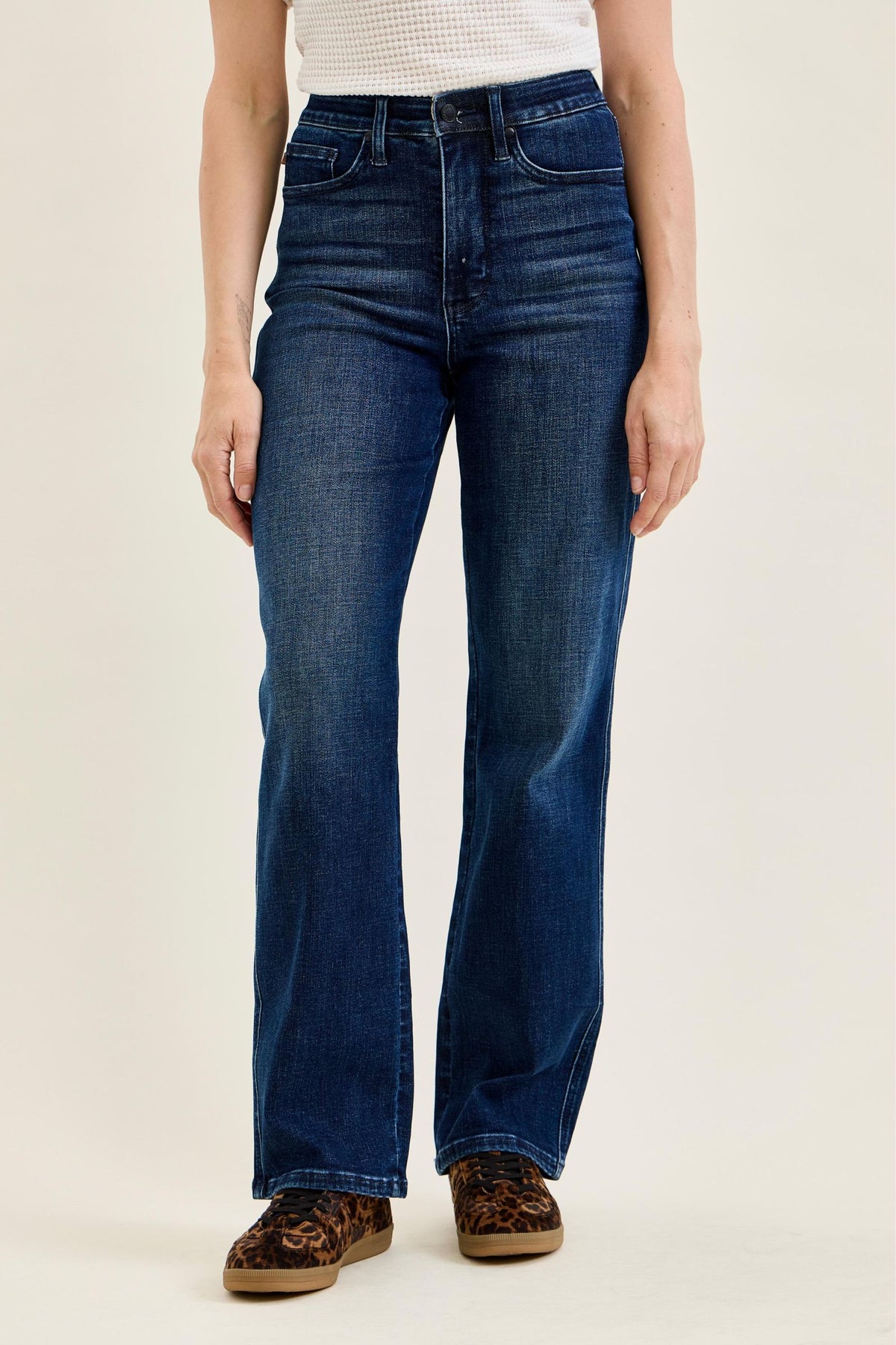 JUDY BLUE HIGH WAIST TUMMY CONTROL KIMBERLY CLASSIC STRAIGHT JEANS - DARK STONE