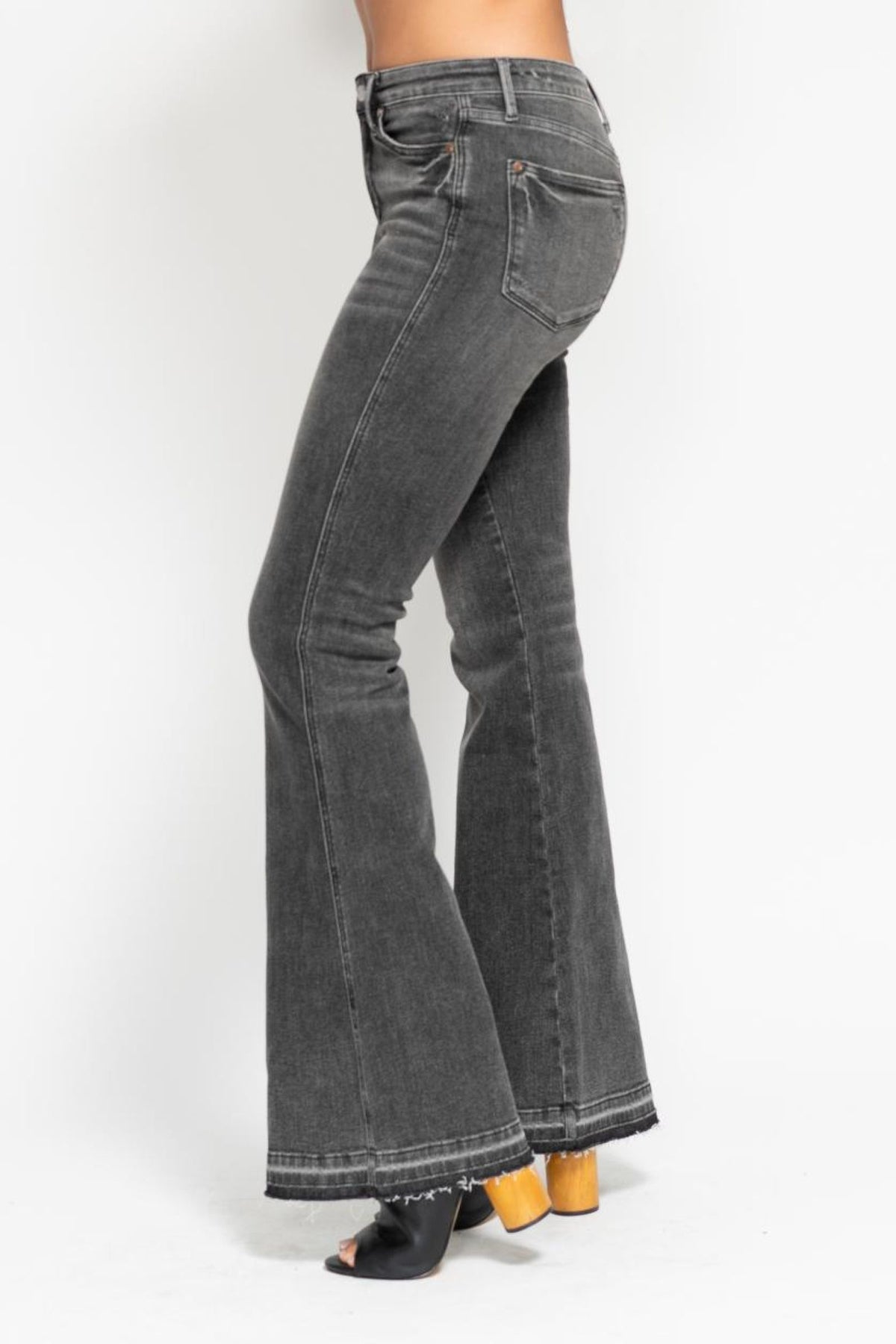 JUDY BLUE MID RISE TUMMY CONTROL WASHED GRAY RELEASE HEM FLARE JEANS - GREY