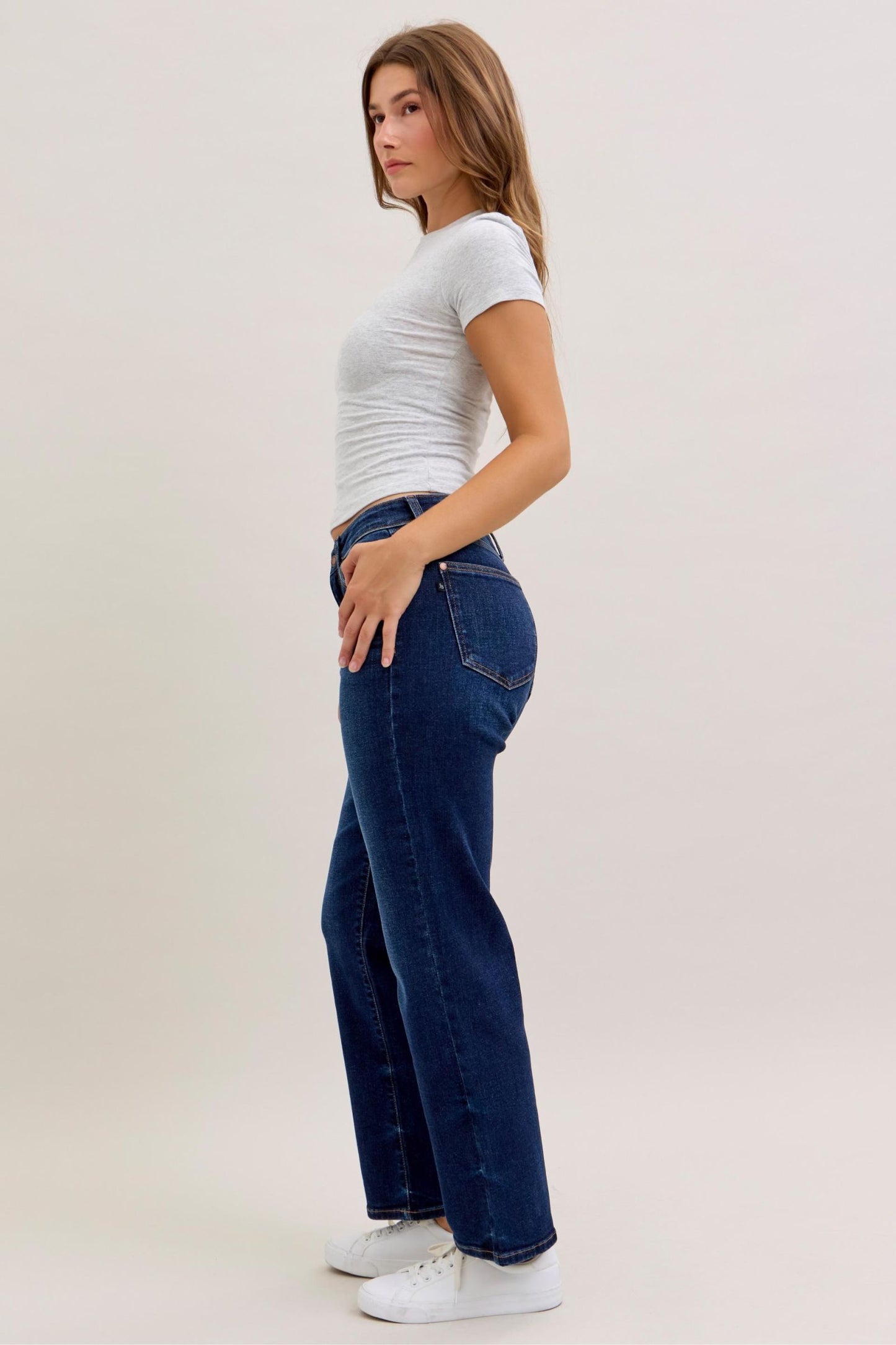 JUDY BLUE SHORT MID RISE STRAIGHT JEAN - DARK STONE