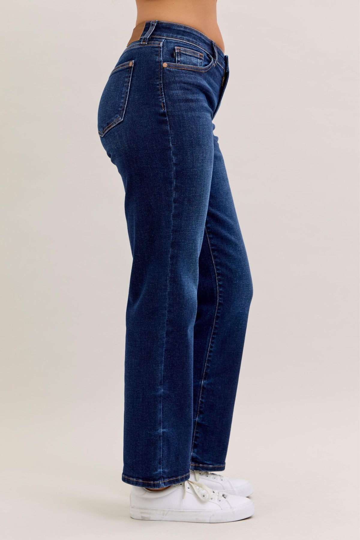 JUDY BLUE SHORT MID RISE STRAIGHT JEAN - DARK STONE