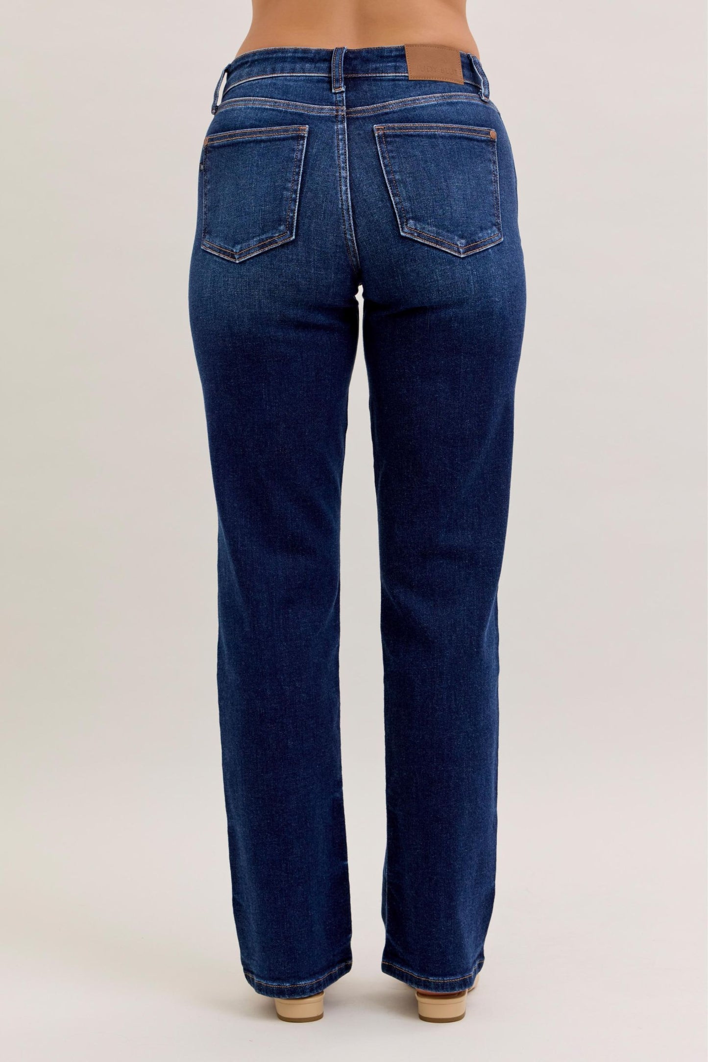 JUDY BLUE REGULAR MID RISE STRAIGHT JEAN - DARK STONE