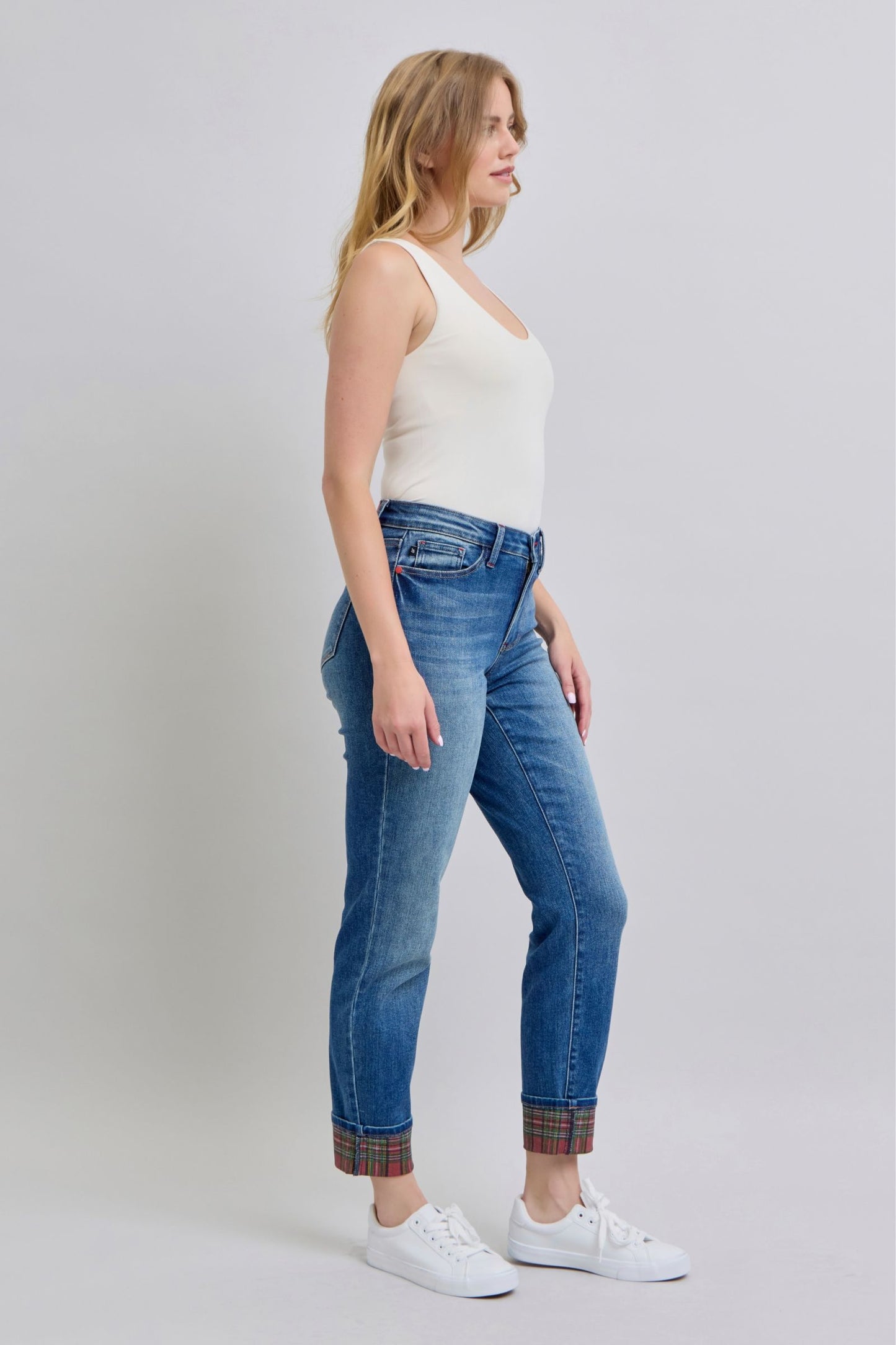JUDY BLUE MID RISE PLAID PRINT CUFF BOYFRIEND JEAN - MEDIUM STONE