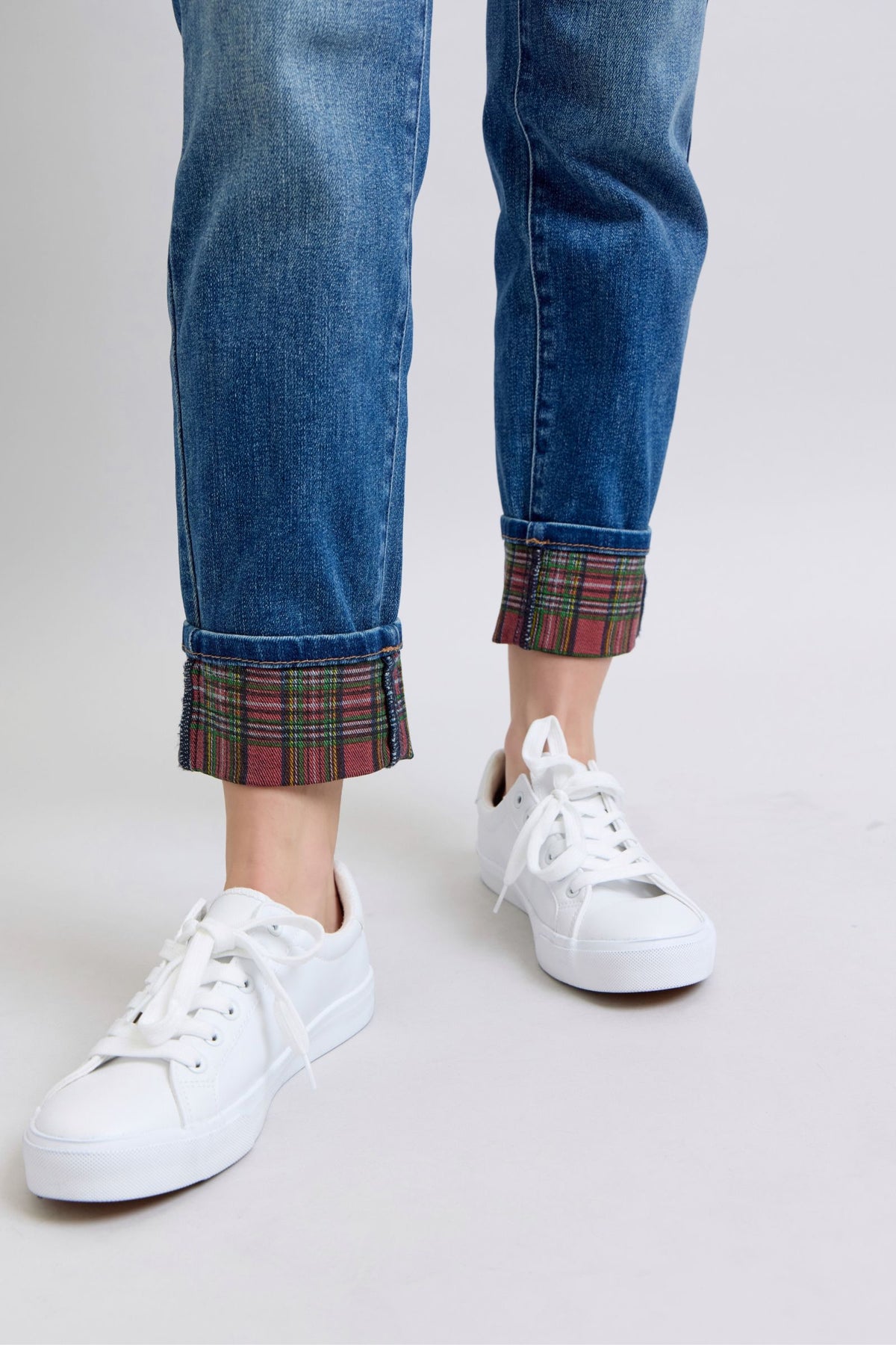 JUDY BLUE MID RISE PLAID PRINT CUFF BOYFRIEND JEAN - MEDIUM STONE