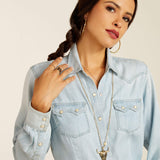 ARIAT WOMEN'S BUTTON DOWN BLUES SHIRT - BLEACHED CHAMBRAY