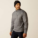 ARIAT MENS TEAM LOGO 1/4 ZIP SWEATSHIRT - GREY|AMERICANA