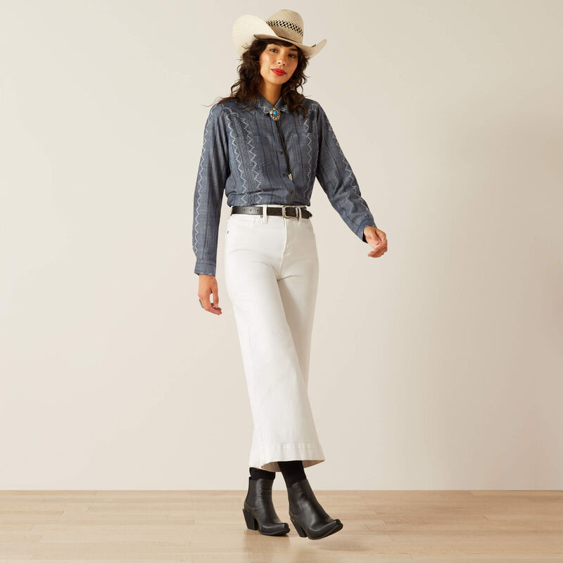 ARIAT WOMEN'S BILLIE JEAN BUTTON DOWN SHIRT - MED BLUE CHAMBRAY