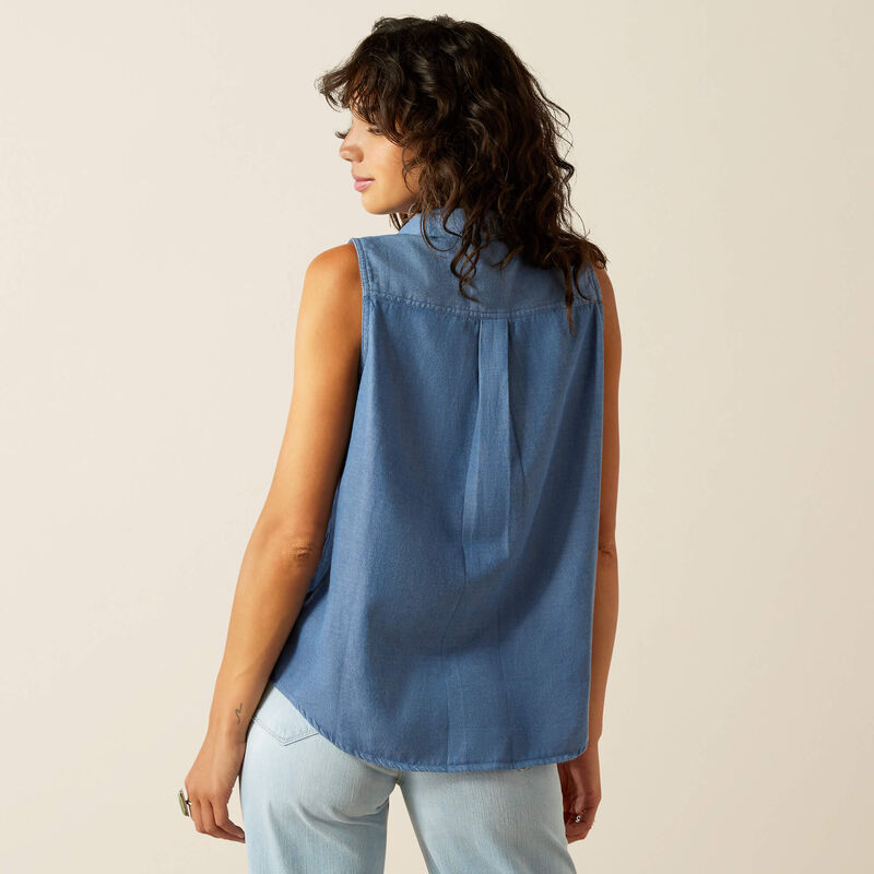 ARIAT WOMEN'S BUTTON DOWN BILLIE JEAN SHIRT - LIGHT BLUE CHAMBRAY