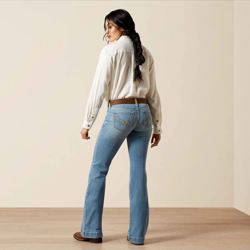 ARIAT WOMEN'S MID RISE GIOVANA LEG SLIM TROUSER JEANS - PETALUMA