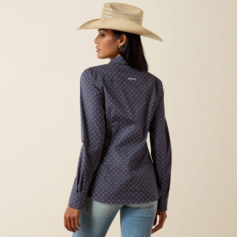 ARIAT WOMEN'S BUTTON DOWN KIRBY PRO SHIRT - OMBRE BLUE HORSESHOE
