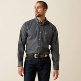 ARIAT MENS WRINKLE FREE BARBARY LONGSLEEVE SHIRT - BLACK SMALL PLAID