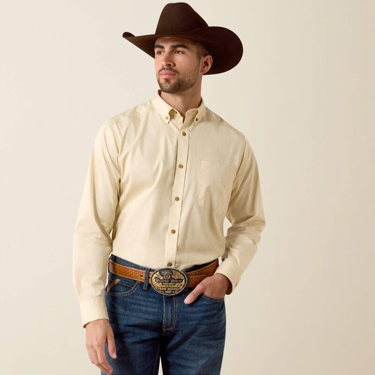 ARIAT MENS LIGHTWEIGHT SOLID TWILL LONGSLEEVE SHIRT - CREME BRULEE