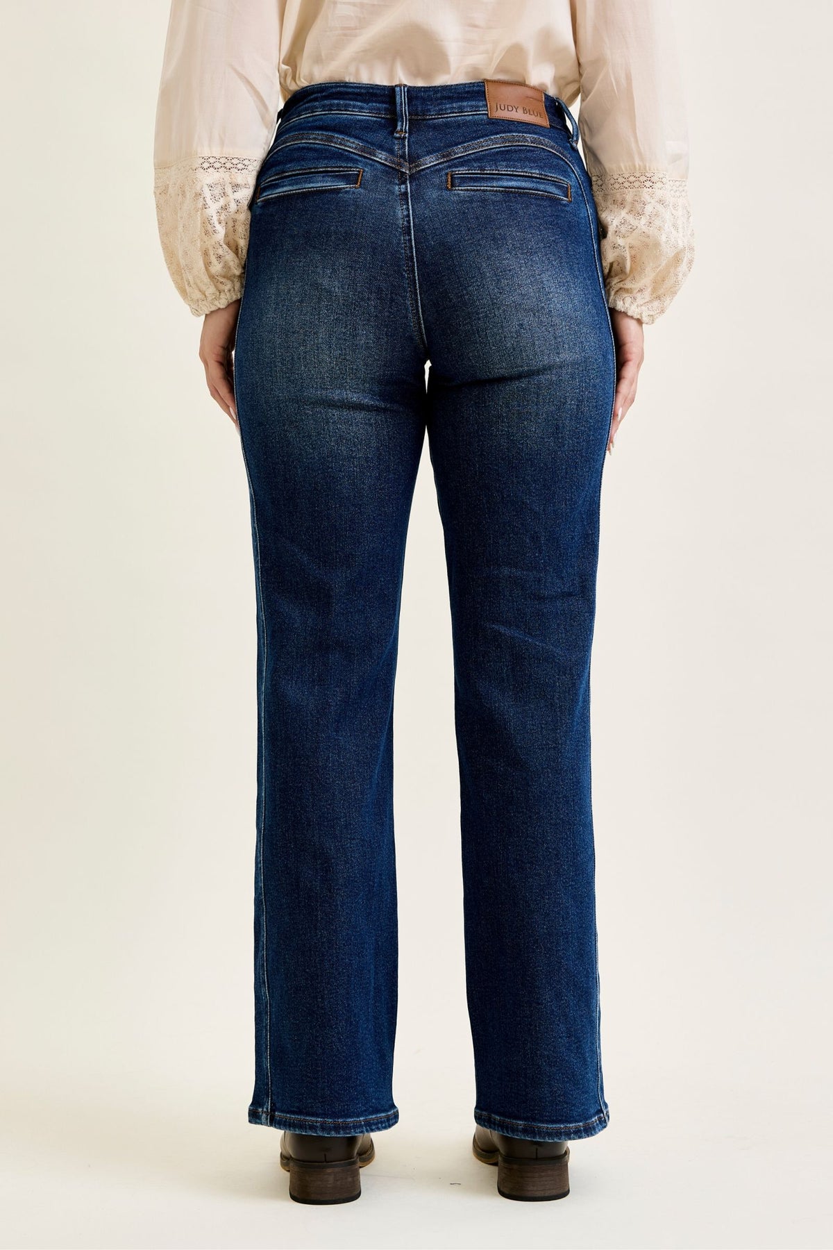 JUDY BLUE MID RISE ALEX BOOTCUT W/ COWGIRL SEAMING JEANS - MEDIUM STONE
