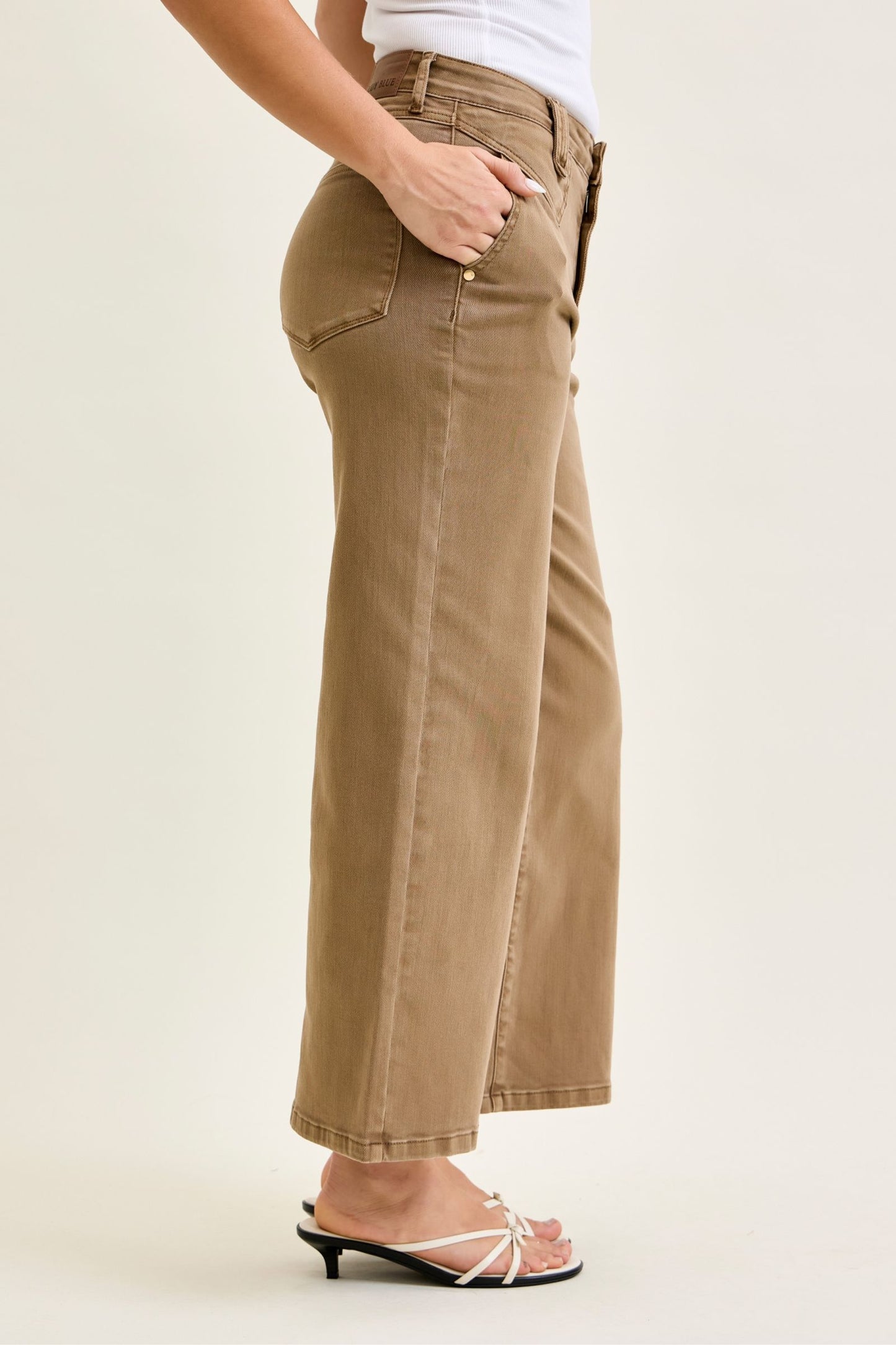 JUDY BLUE HIGH WAIST ANKLE WIDE W VINTAGE FRONT YOKE - GOLDEN BROWN
