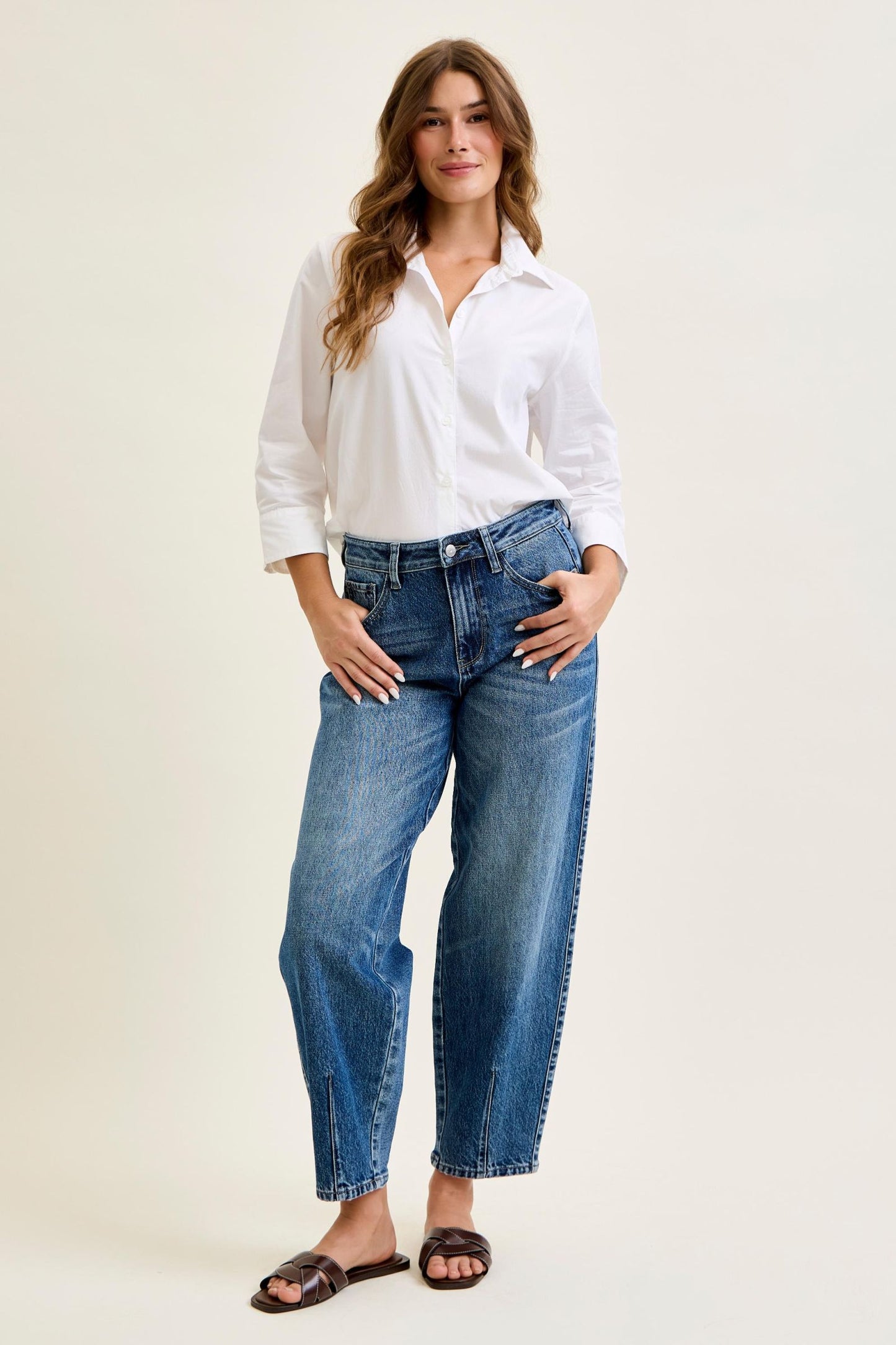 JUDY BLUE HIGH WAIST R.M. BARREL W DART DETAILING - MEDIUM STONE