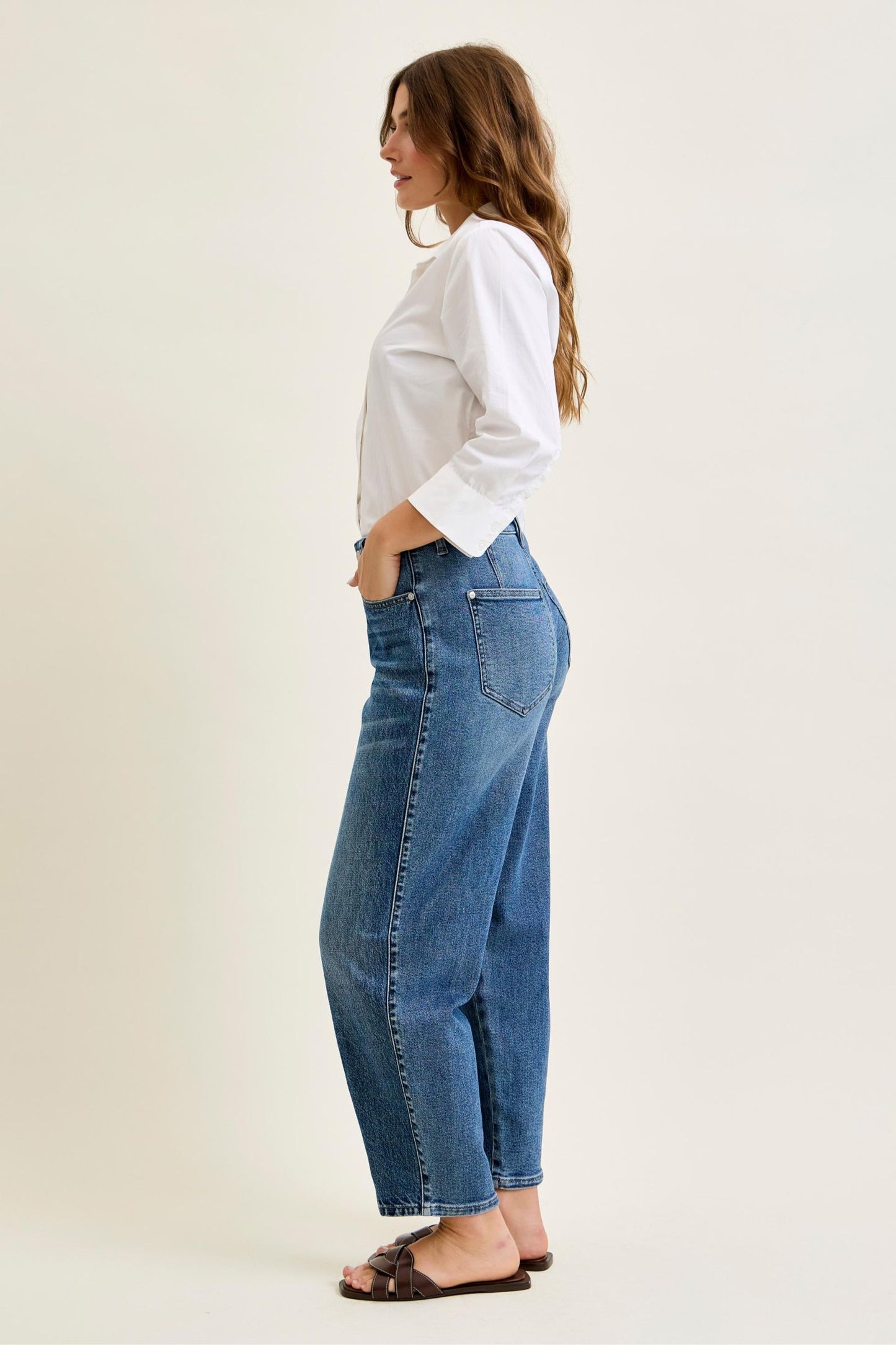 JUDY BLUE HIGH WAIST R.M. BARREL W DART DETAILING - MEDIUM STONE