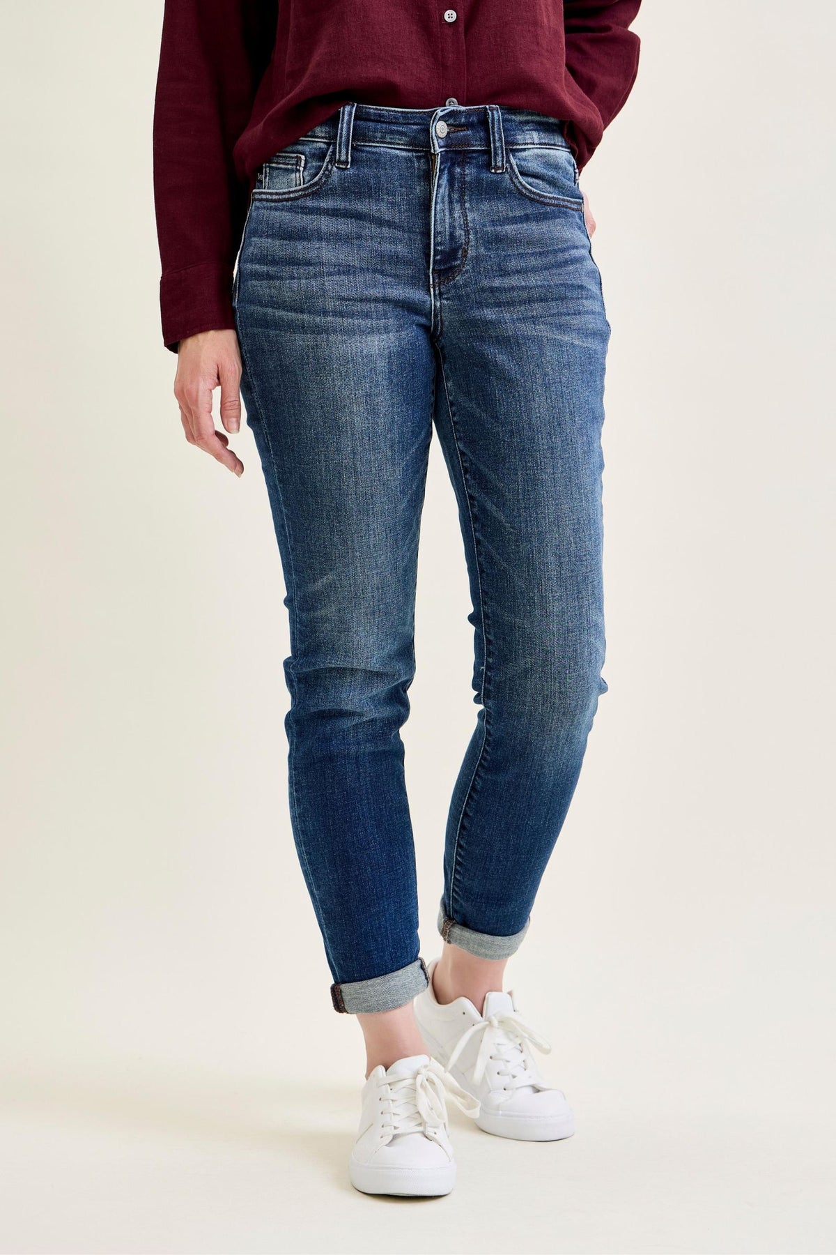 JUDY BLUE BASIC CUFFED SLIM FIT JEANS