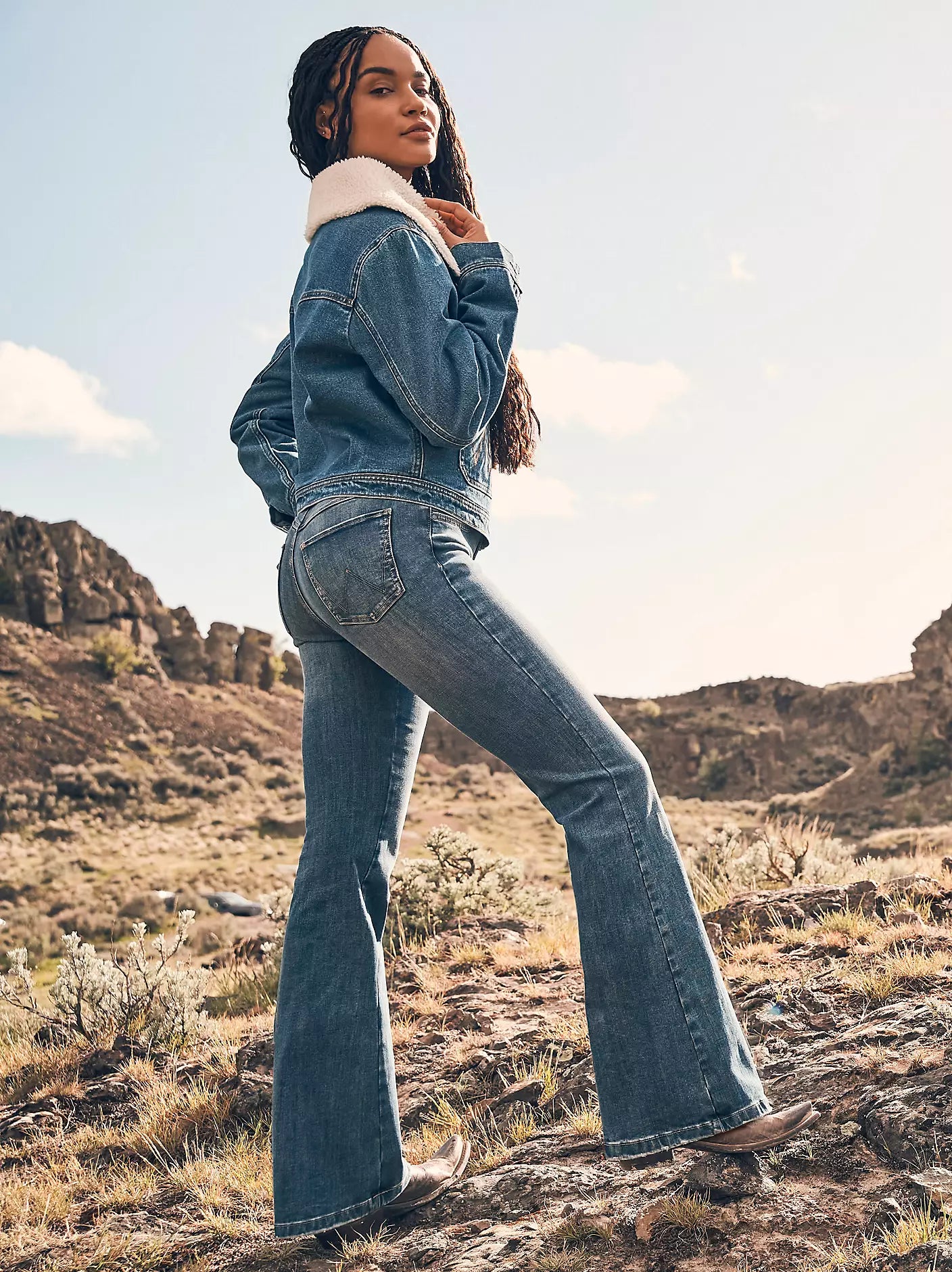 WRANGLER WOMEN'S BESPOKE HIGH RISE FLARE JEAN - LILY