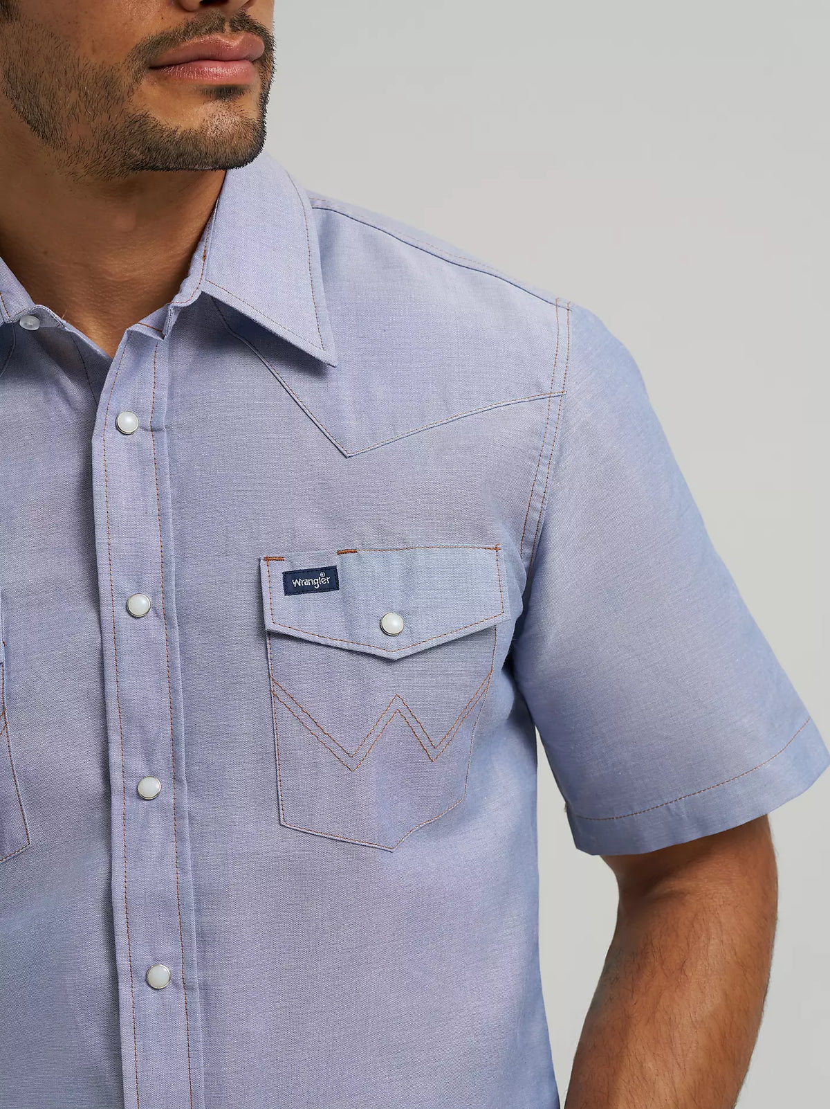 MENS WRANGLER WESTERN CHAMBRAY SHORT SLEEVE WORKSHIRT - CLASSIC FIT- CHAMBRAY
