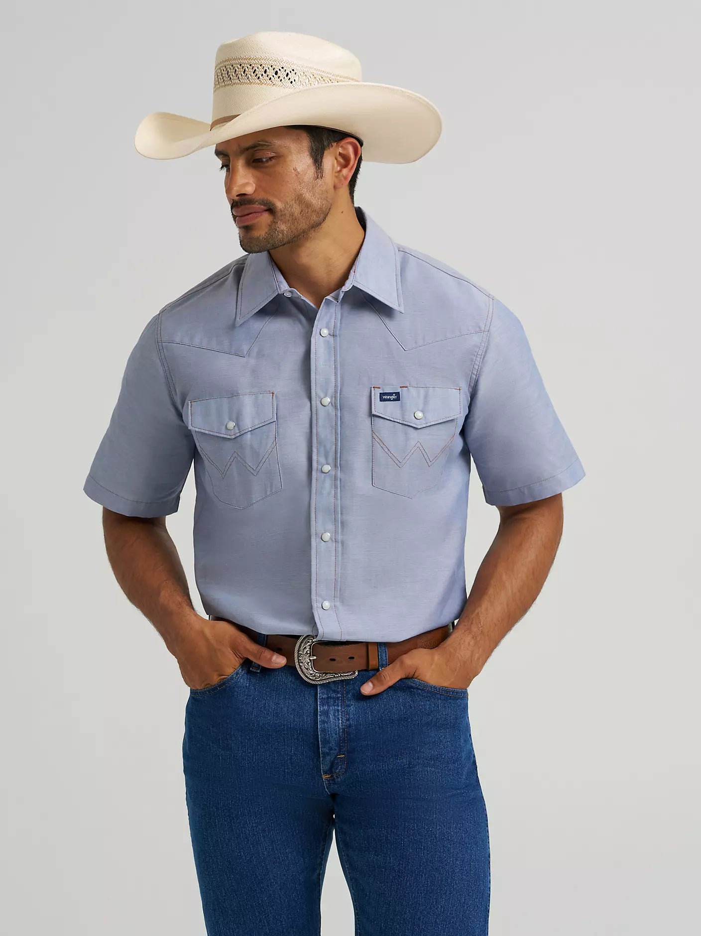 MENS WRANGLER WESTERN CHAMBRAY SHORT SLEEVE WORKSHIRT - CLASSIC FIT- CHAMBRAY